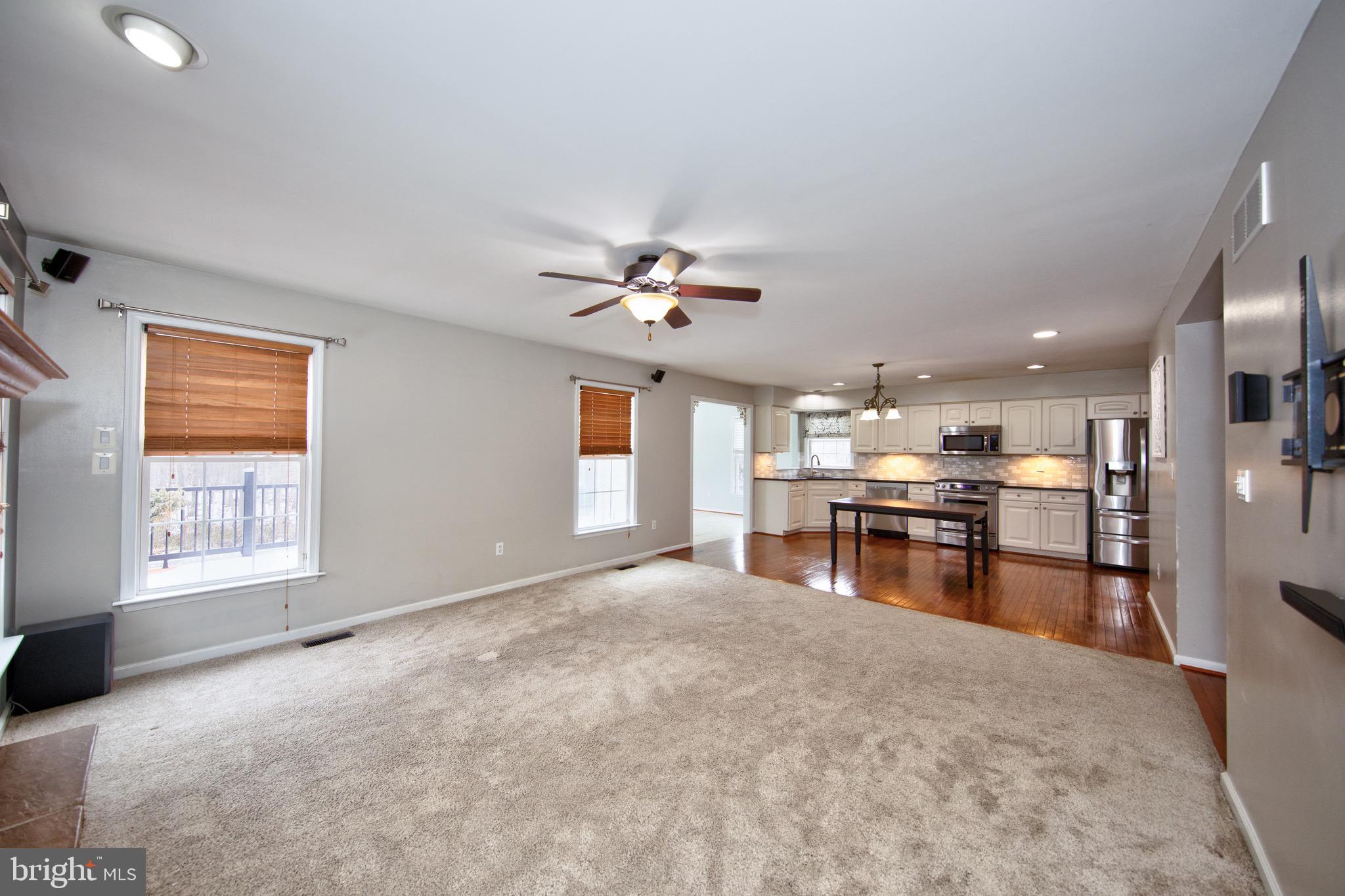 SEVEN TRAILS - Residential