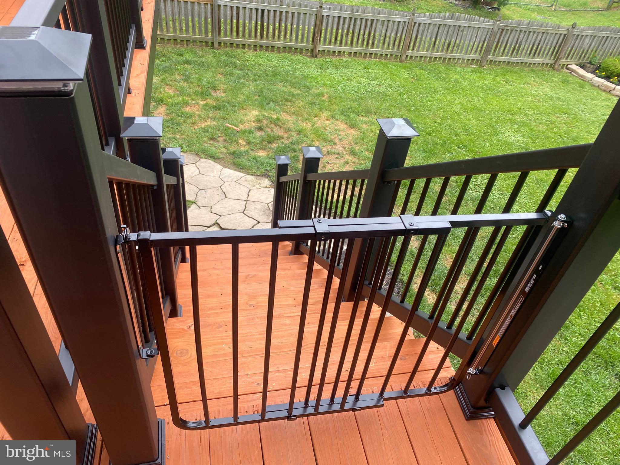 SEVEN TRAILS - Residential