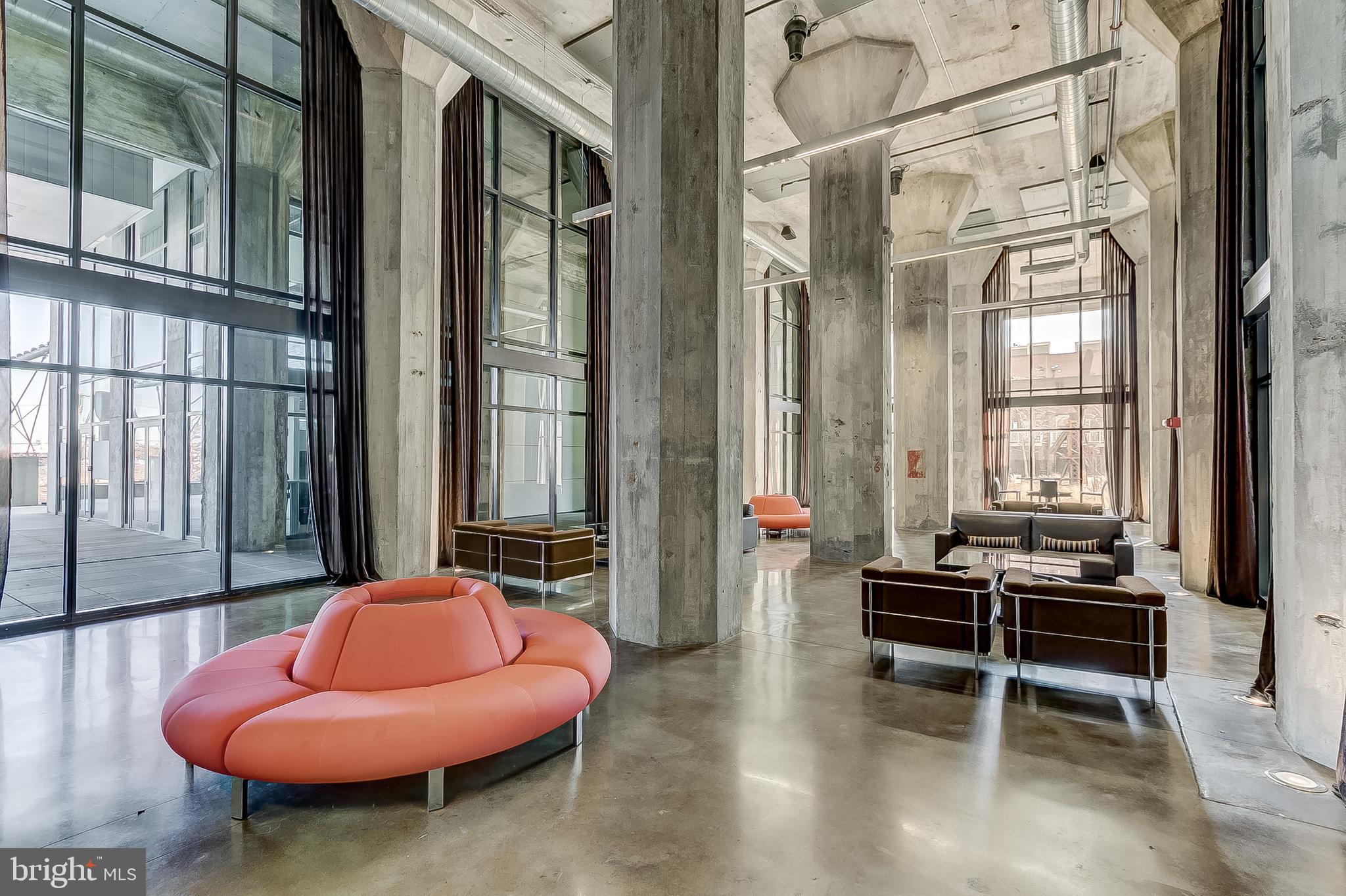 LOCUST POINT - Residential