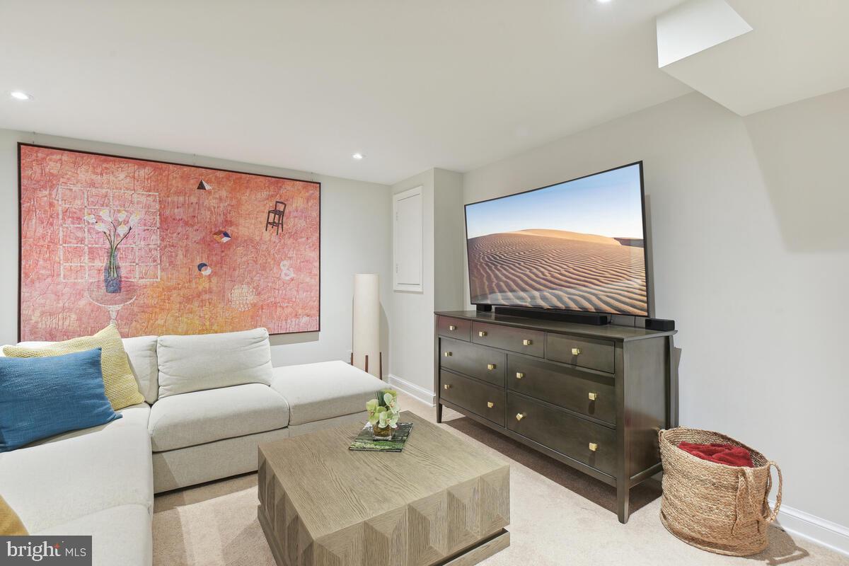 CHEVY CHASE VIEW - Residential