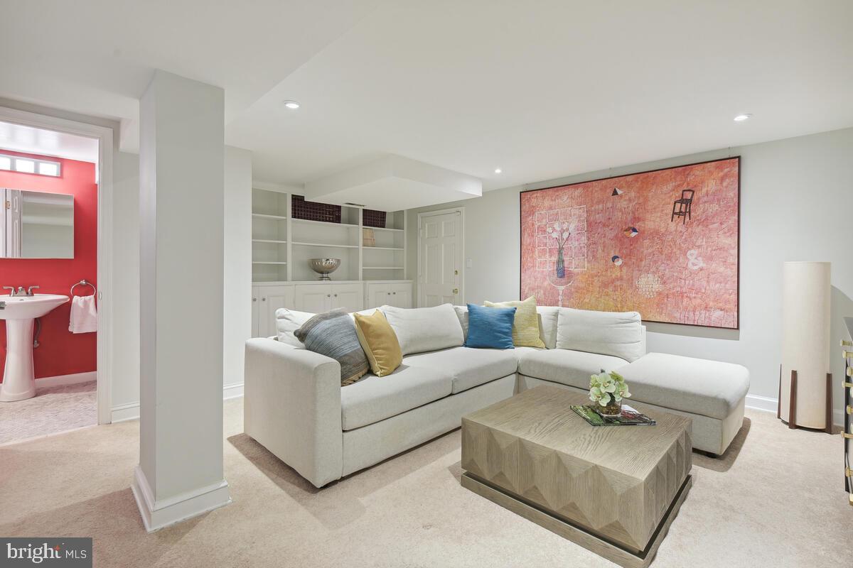 CHEVY CHASE VIEW - Residential