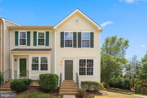 5678 WHITE DOVE LANE CLIFTON VA 20124