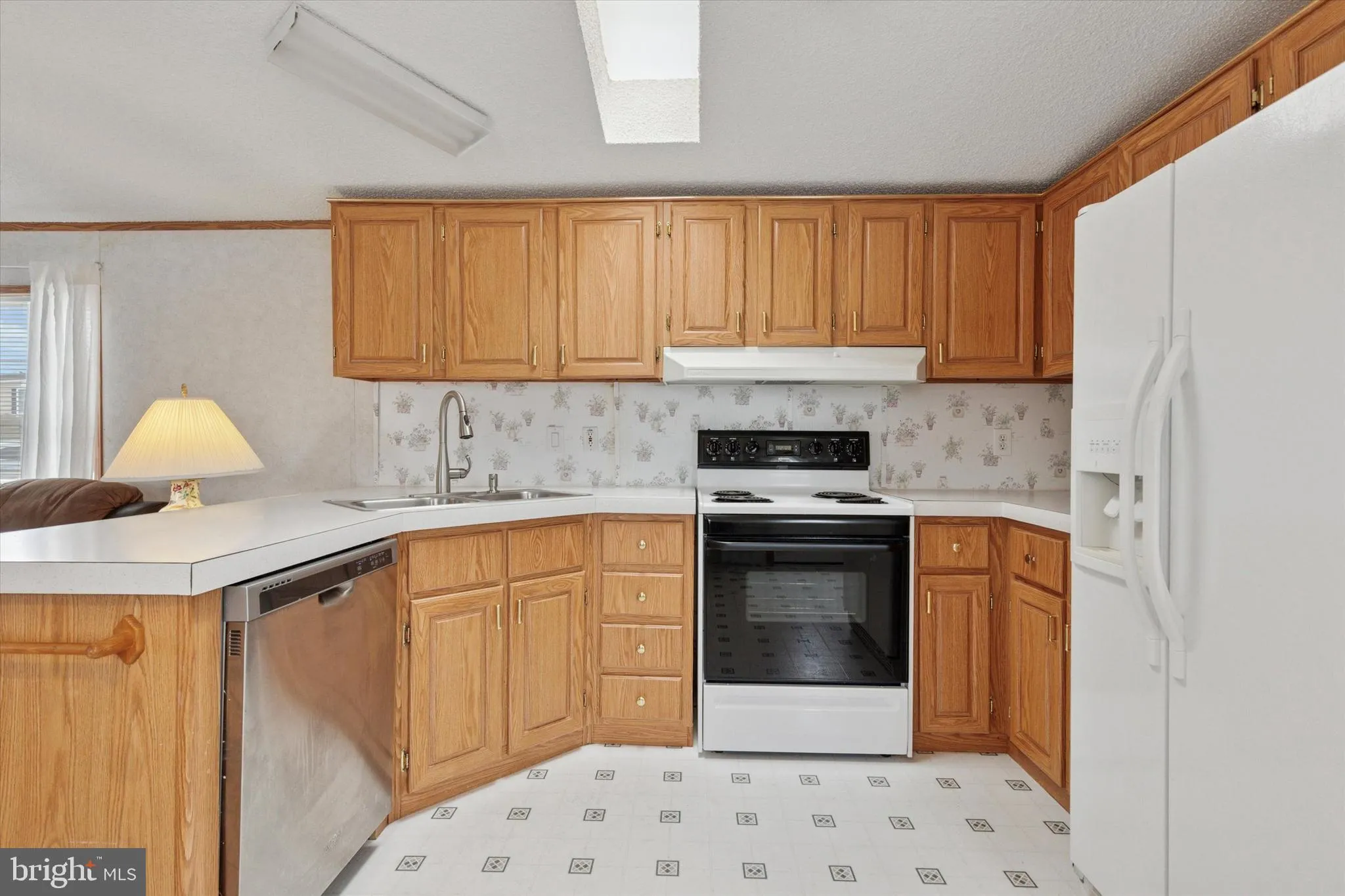 North Wales, Pennsylvania 19454, United States, 2 Bedrooms Bedrooms, ,1 BathroomBathrooms,Residential,Active,96901