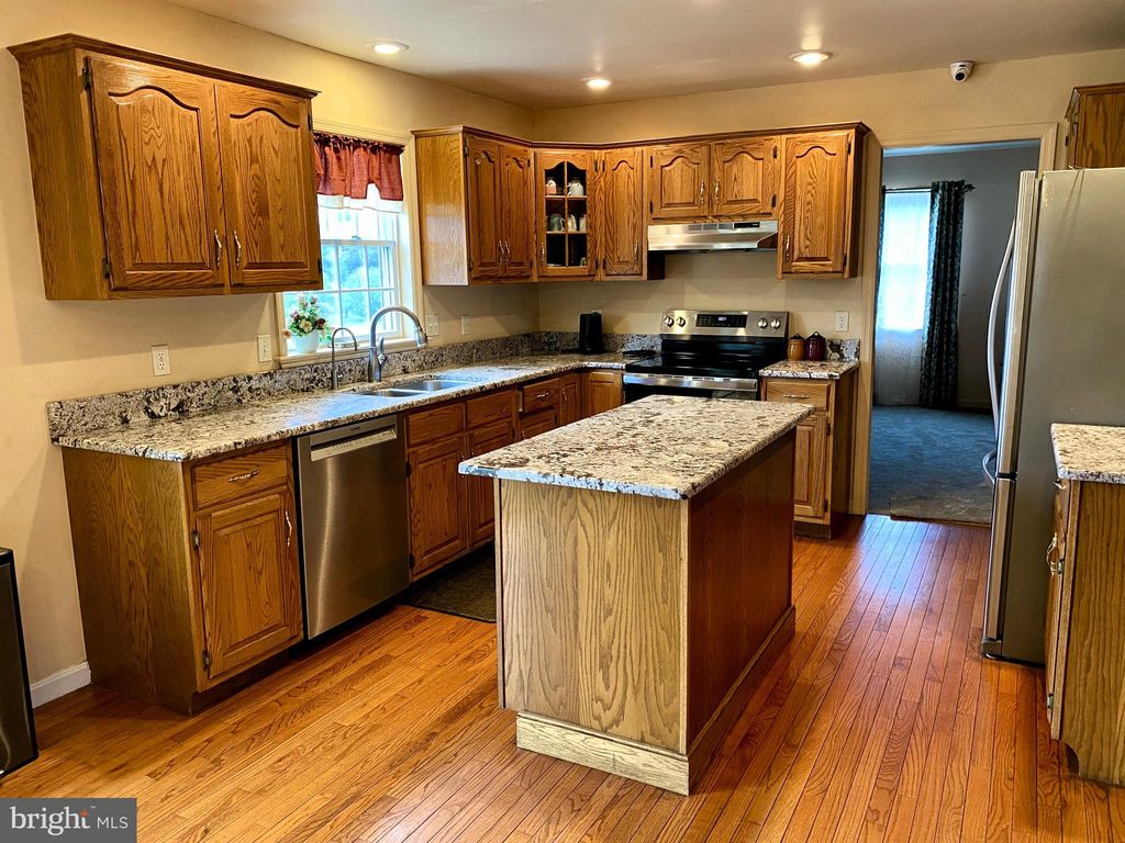 Photo of 5788 Glen Oaks Drive, NARVON, PA 17555 (MLS # PALA2077340)