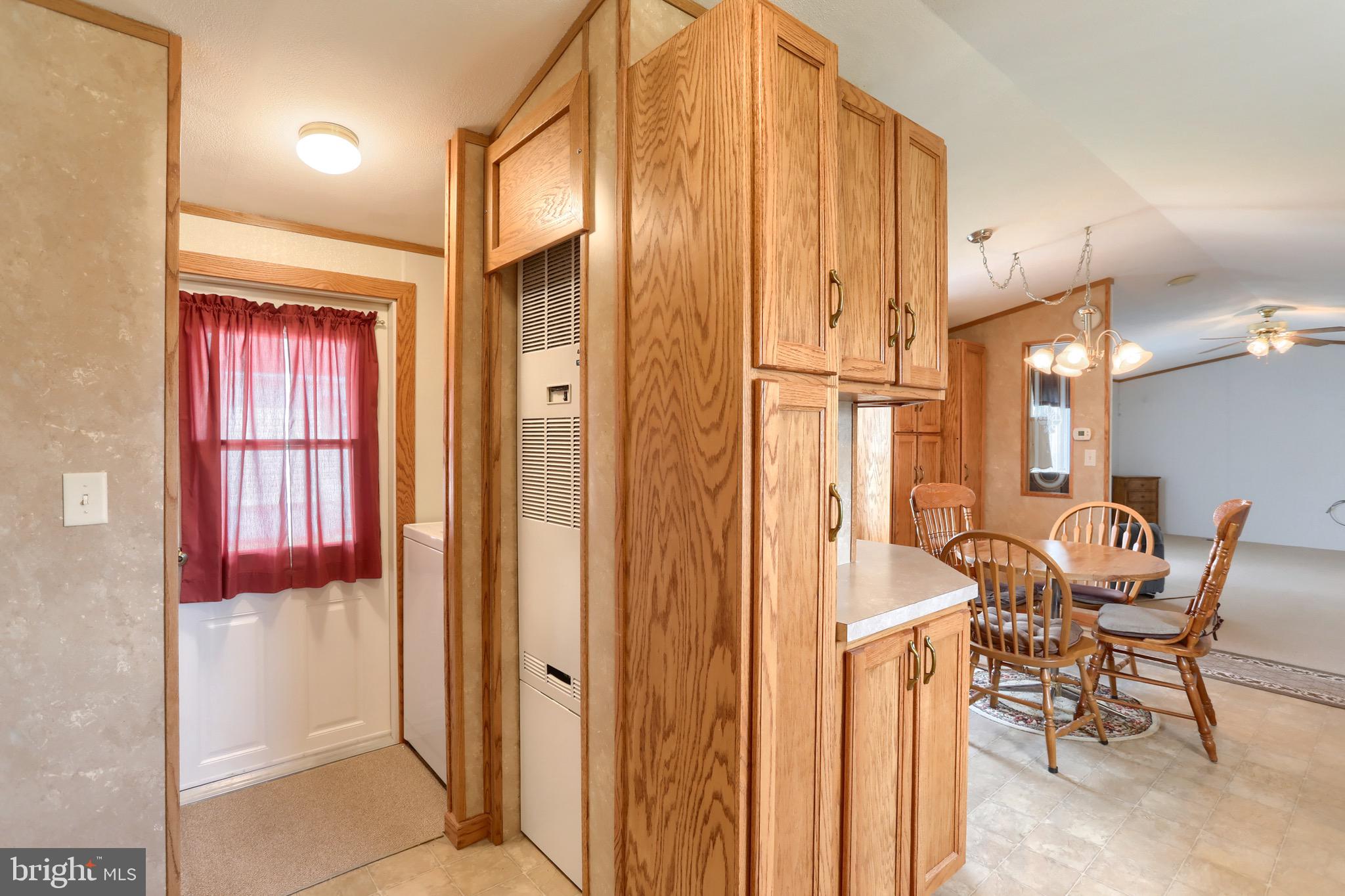 COUNTRY ACRES GOLD - Residential