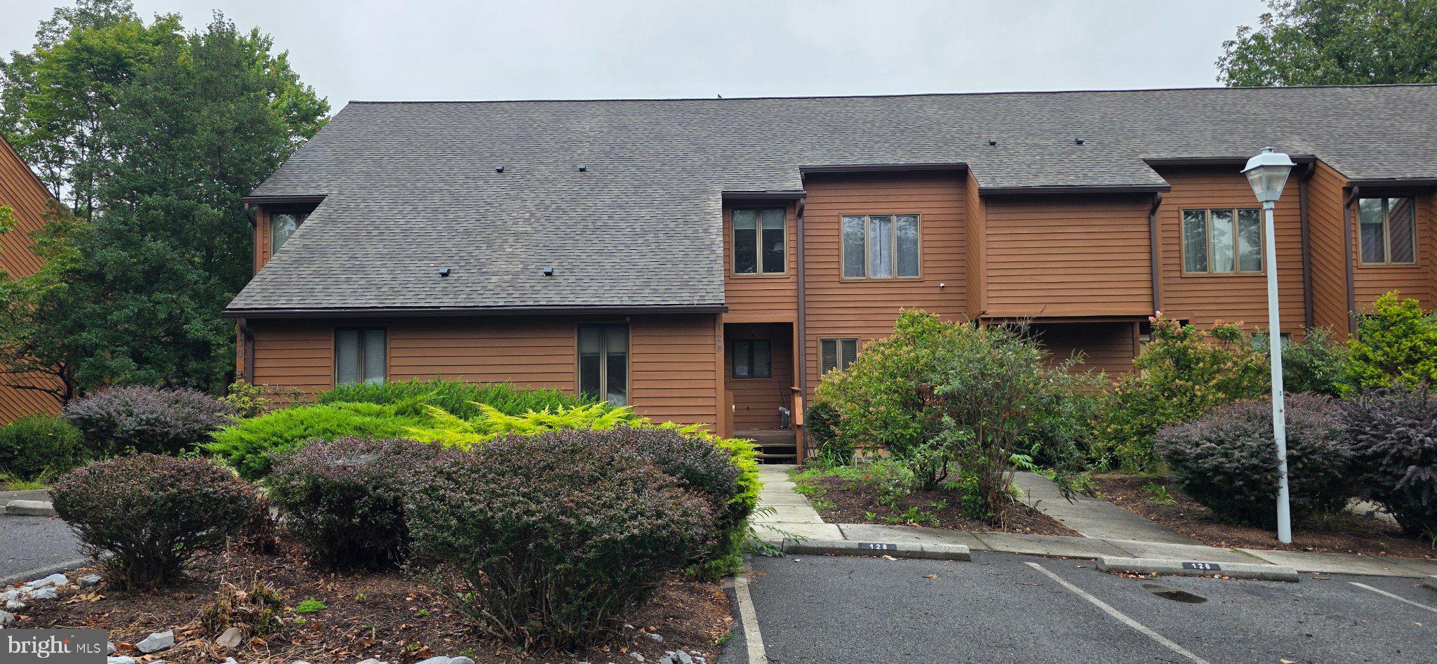 128 TECUMSEH TRL
