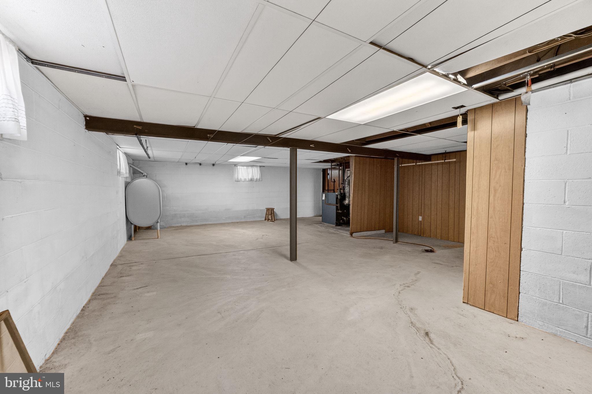 PARKSIDE COURTS - Residential