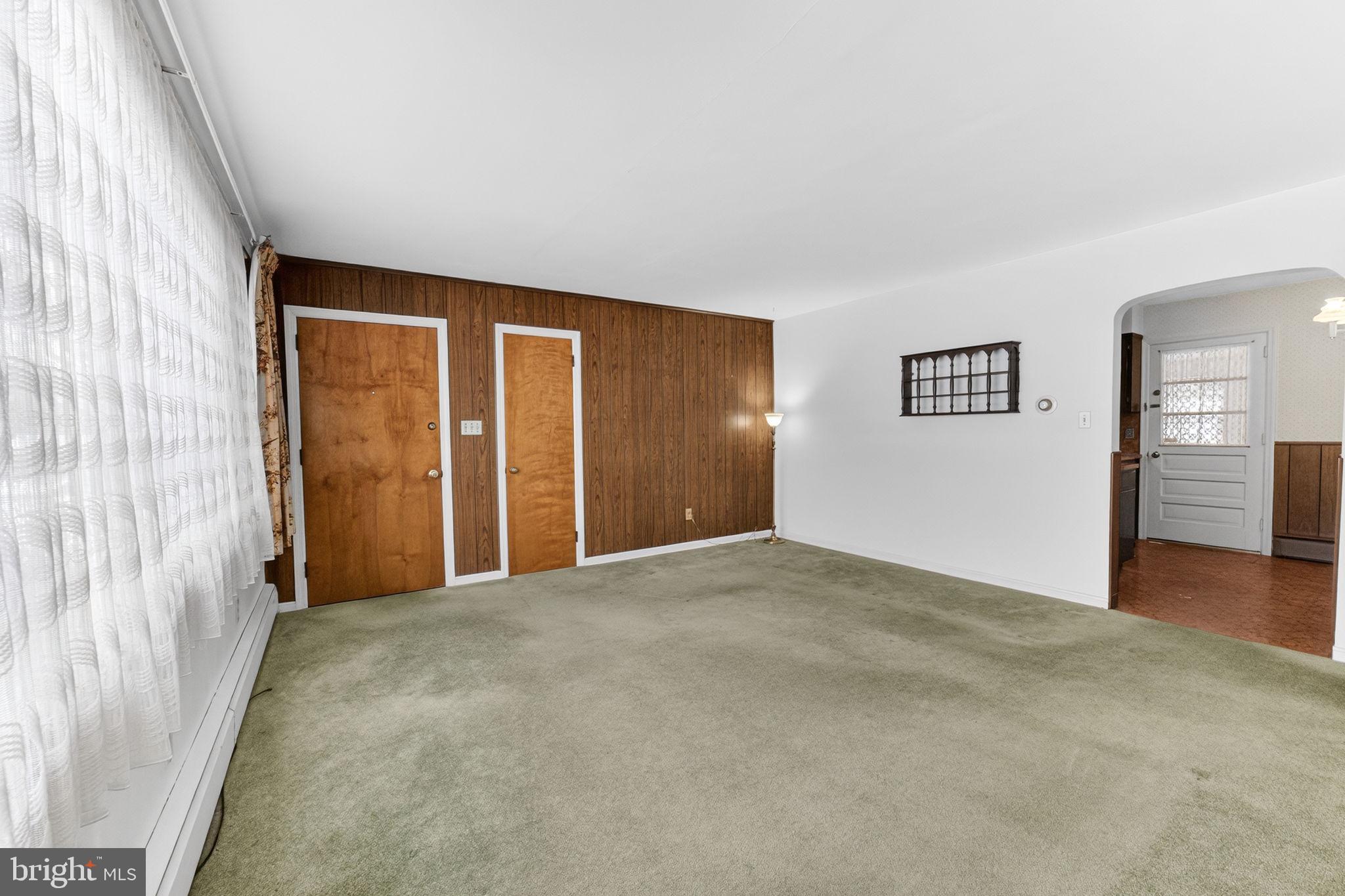 PARKSIDE COURTS - Residential