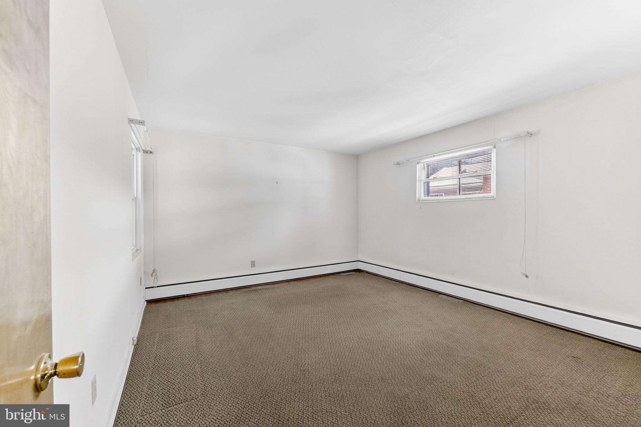 PARKSIDE COURTS - Residential