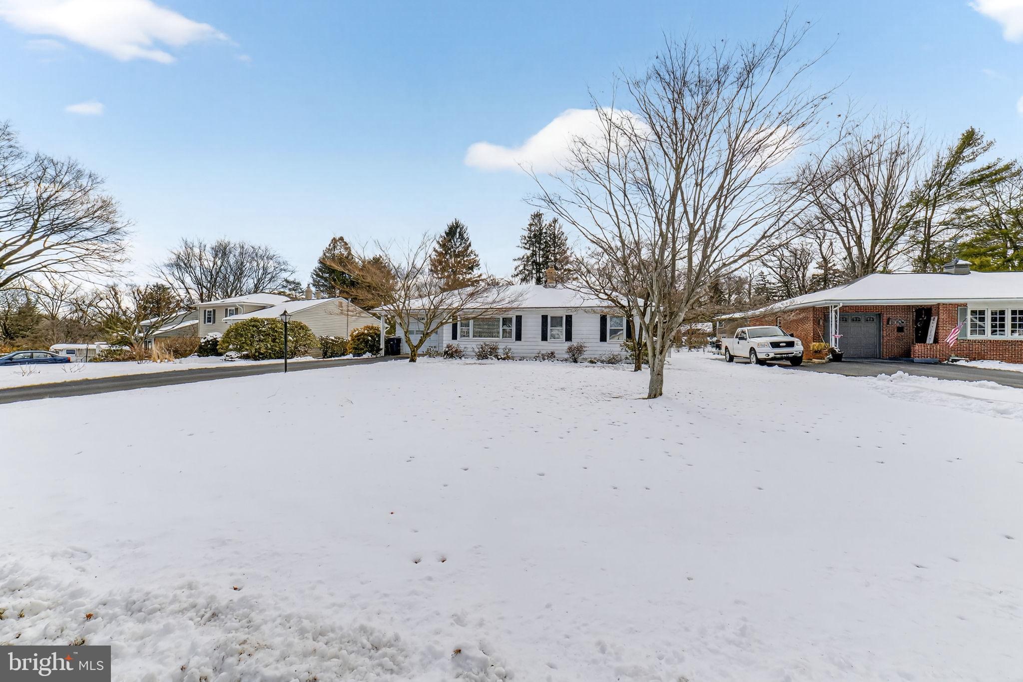 PARKSIDE COURTS - Residential