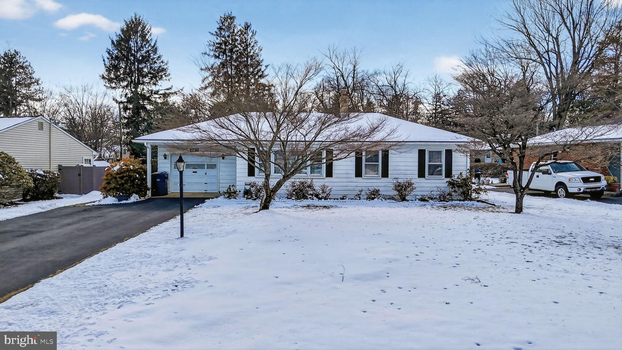 PARKSIDE COURTS - Residential