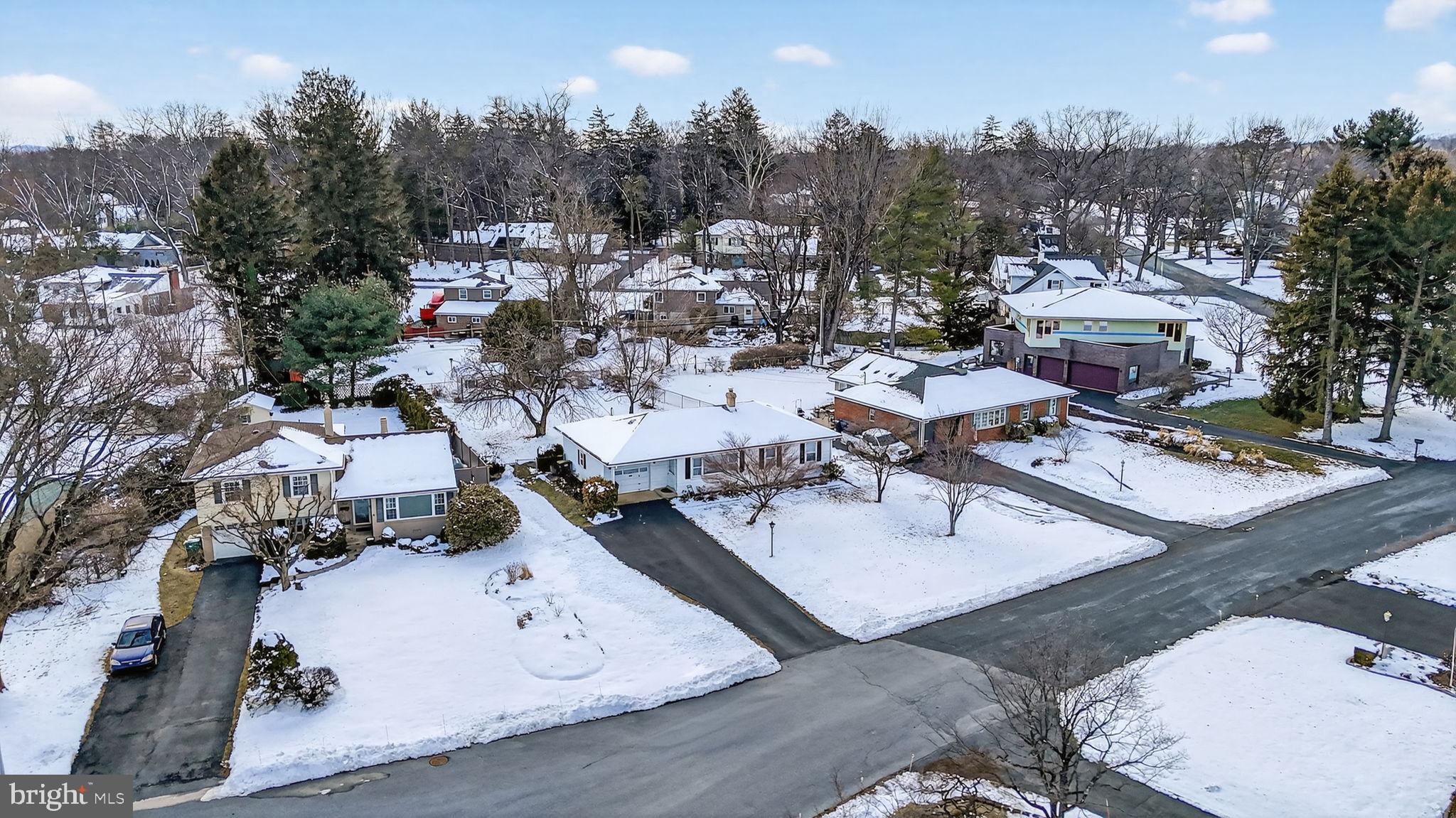 PARKSIDE COURTS - Residential