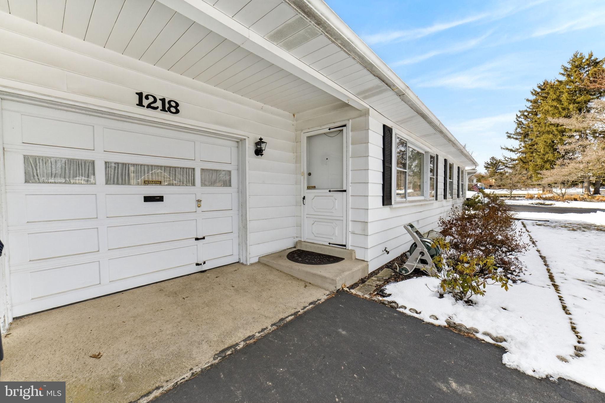 PARKSIDE COURTS - Residential