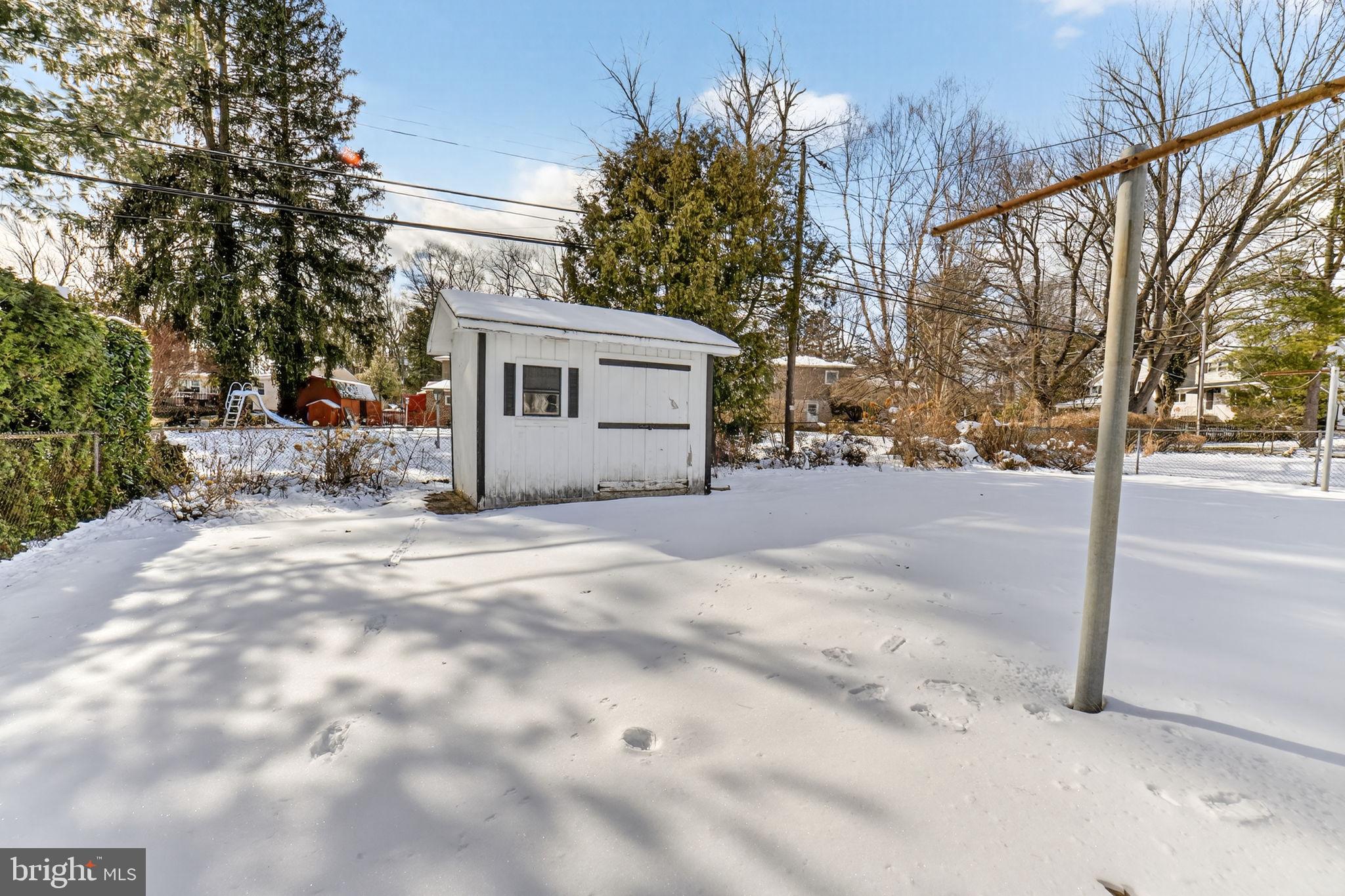 PARKSIDE COURTS - Residential