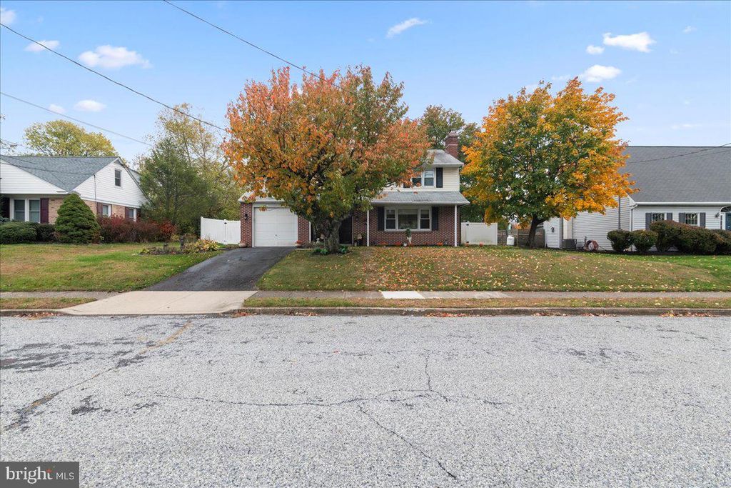 Photo of 532 Lincoln Avenue, SOUDERTON, PA 18964 (MLS # PAMC2160186)
