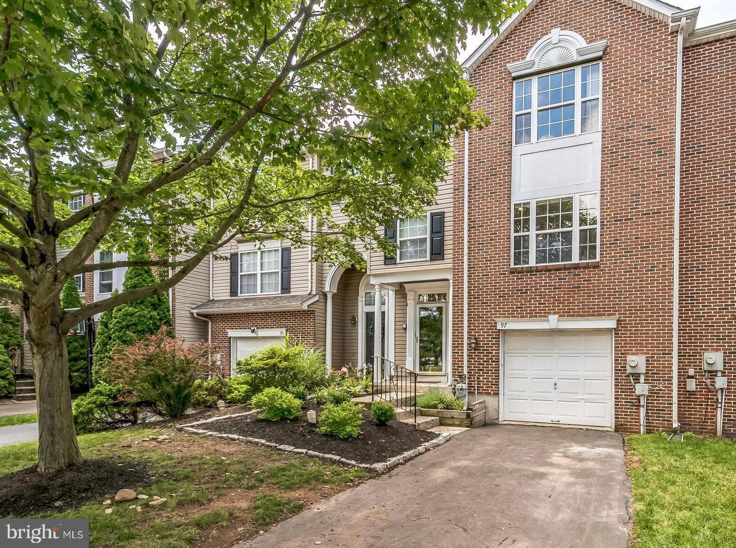 97 HUNT CLUB DRIVE