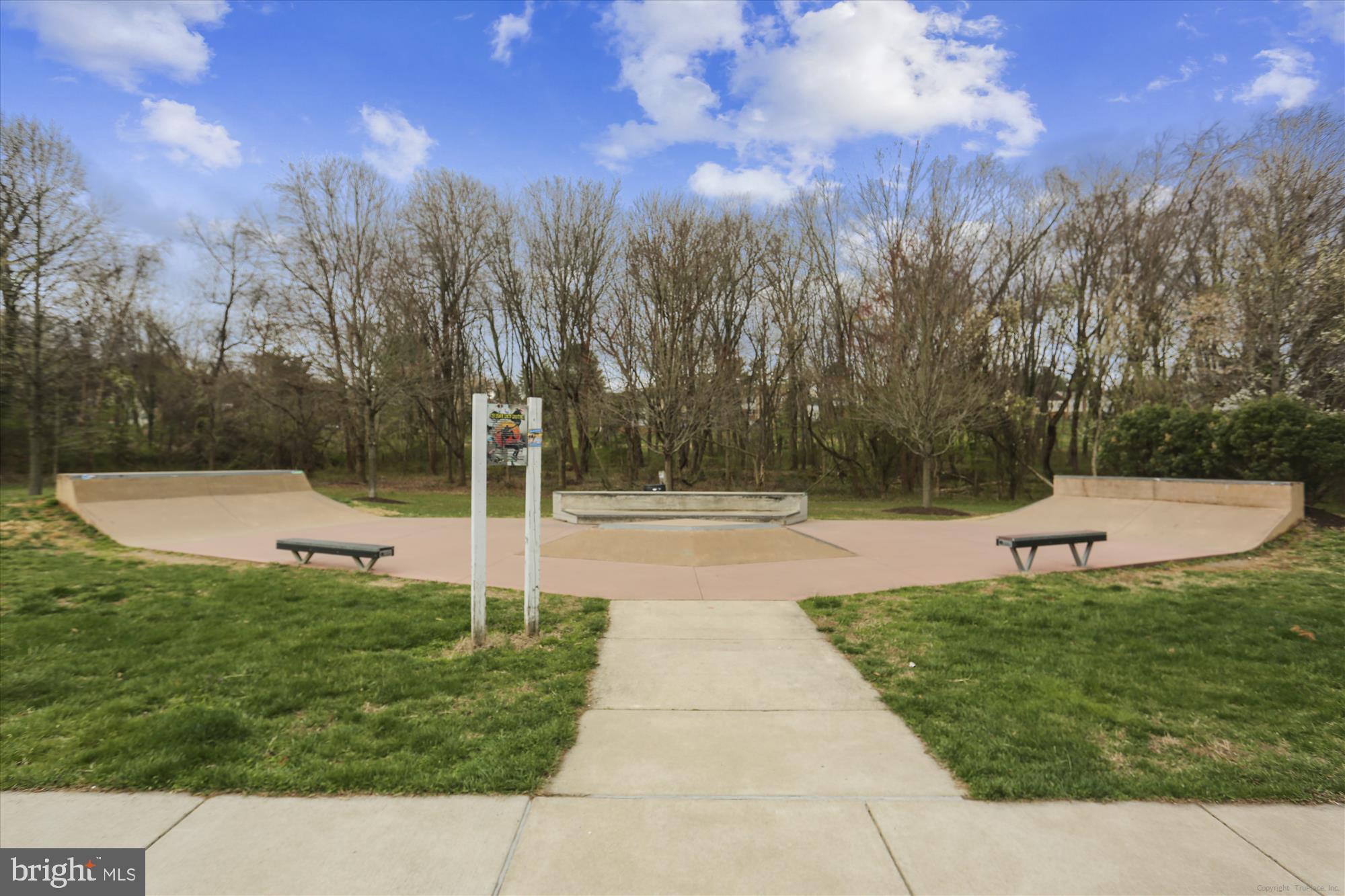 ORCHARD PLACE - Residential Lease