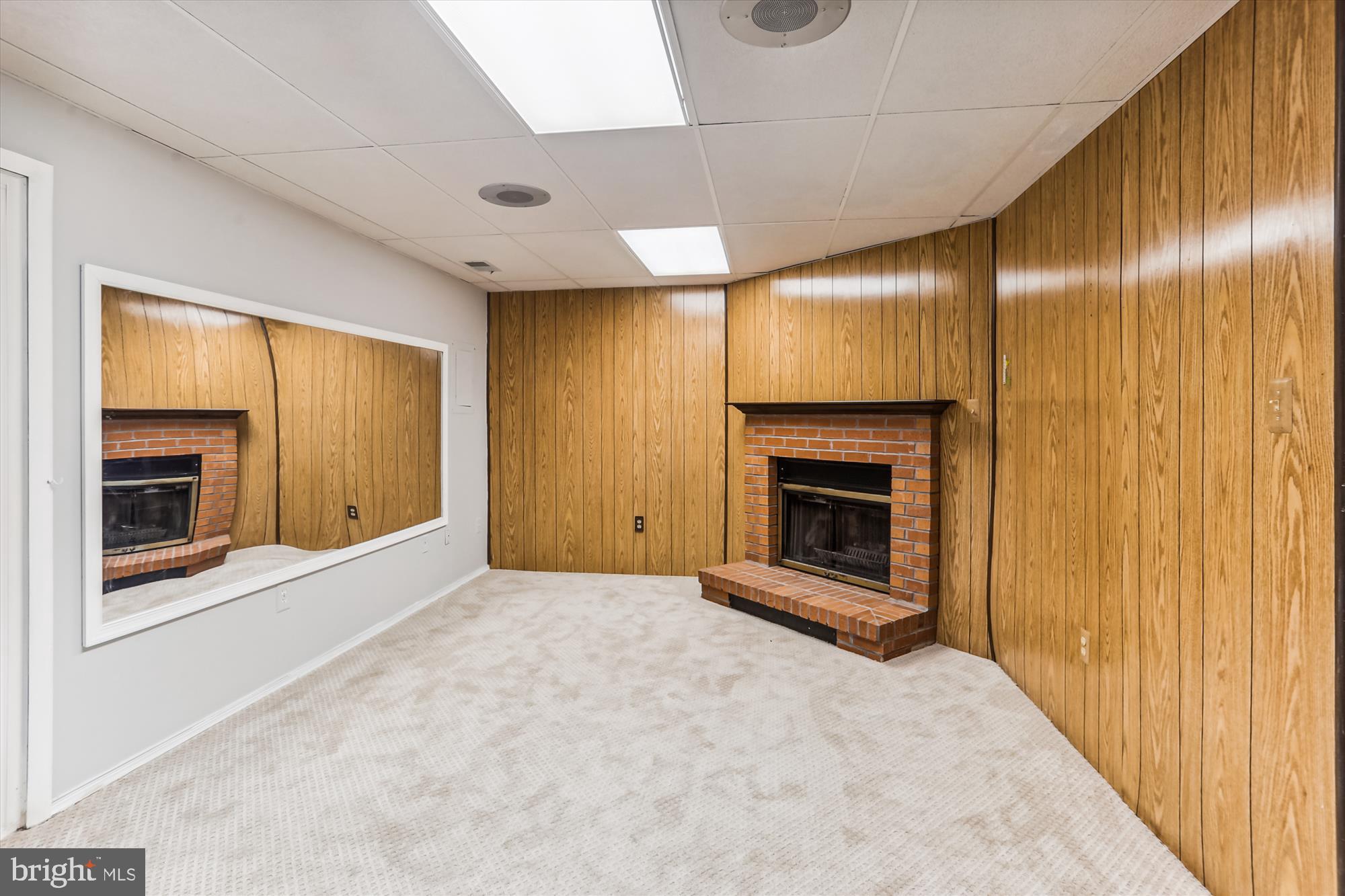 ORCHARD PLACE - Residential Lease