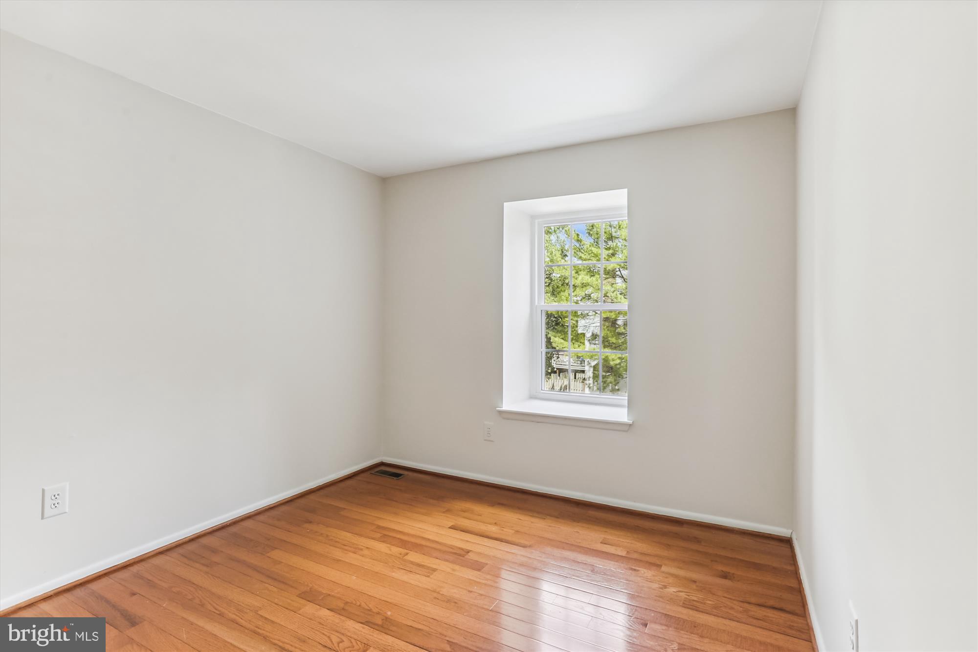 ORCHARD PLACE - Residential Lease