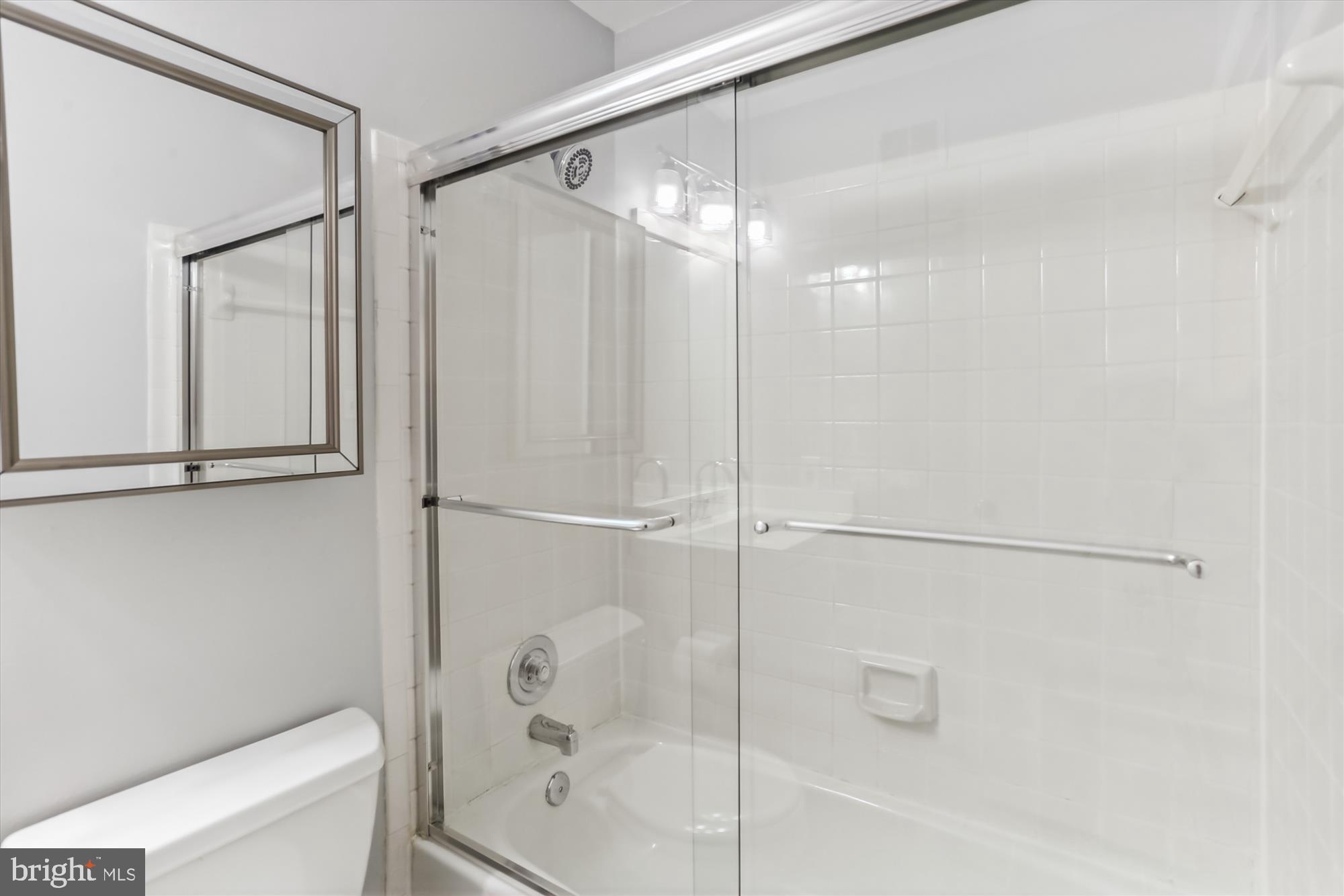 ORCHARD PLACE - Residential Lease