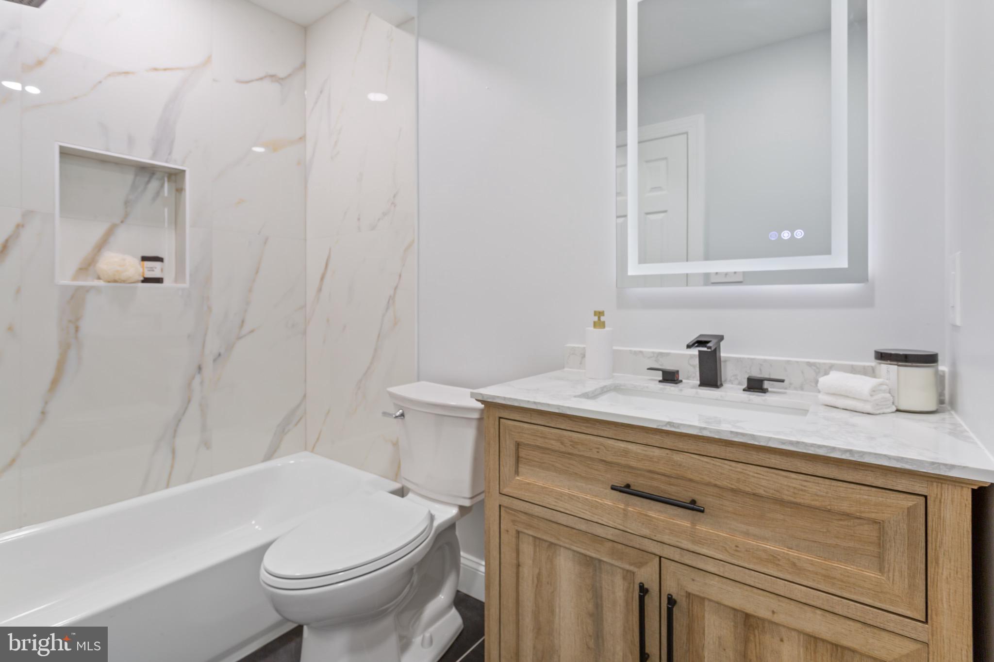 WOODSIDE FOREST - Residential