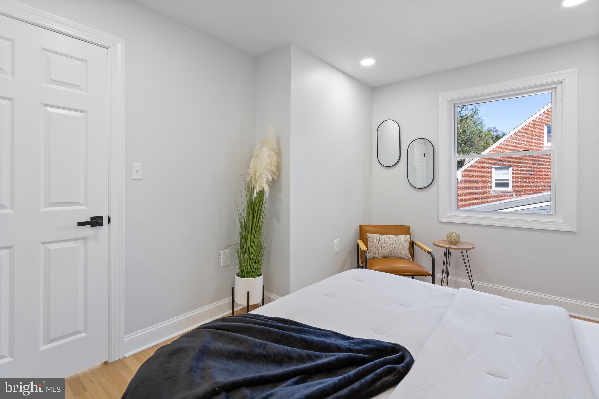 WOODSIDE FOREST - Residential