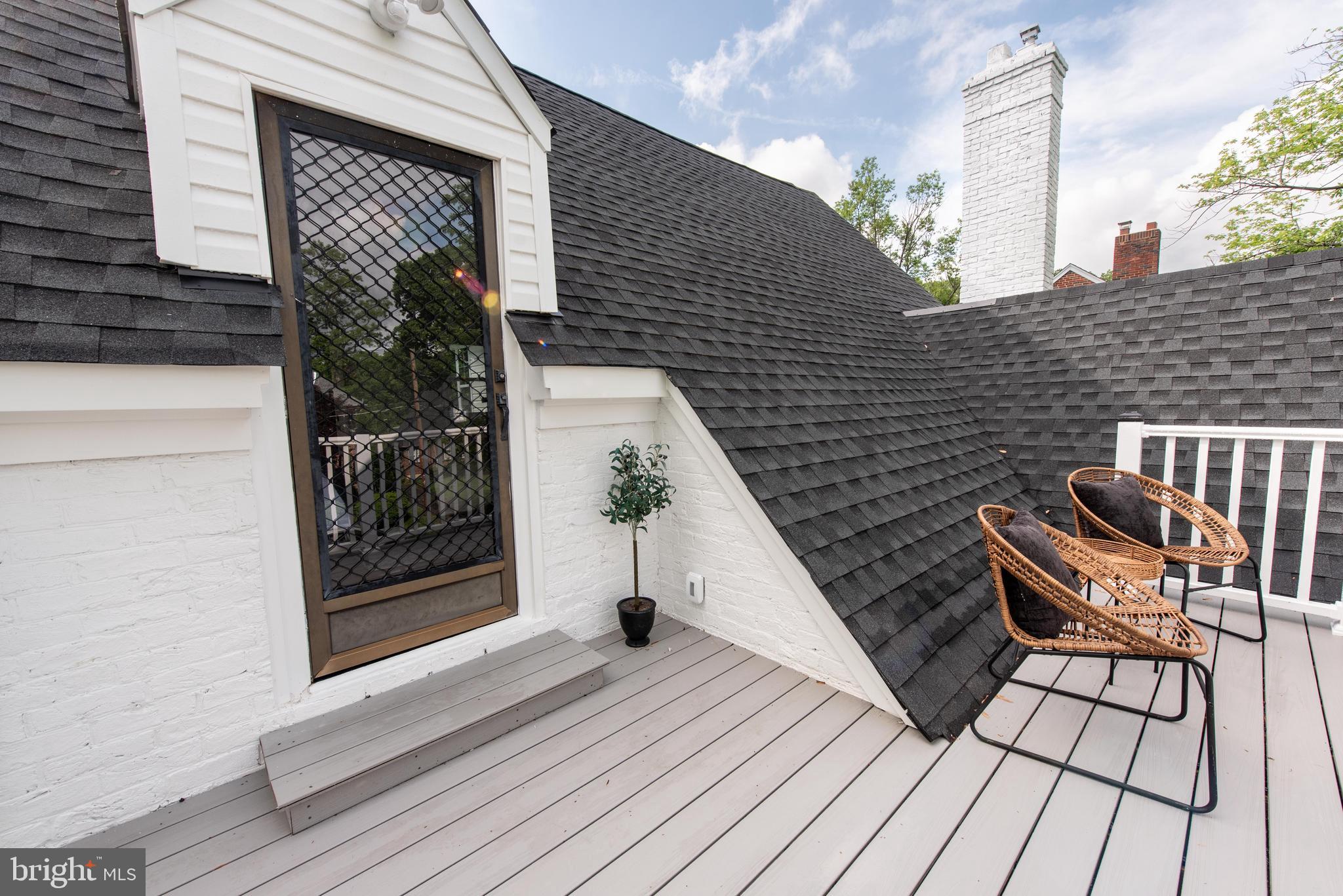 WOODSIDE FOREST - Residential