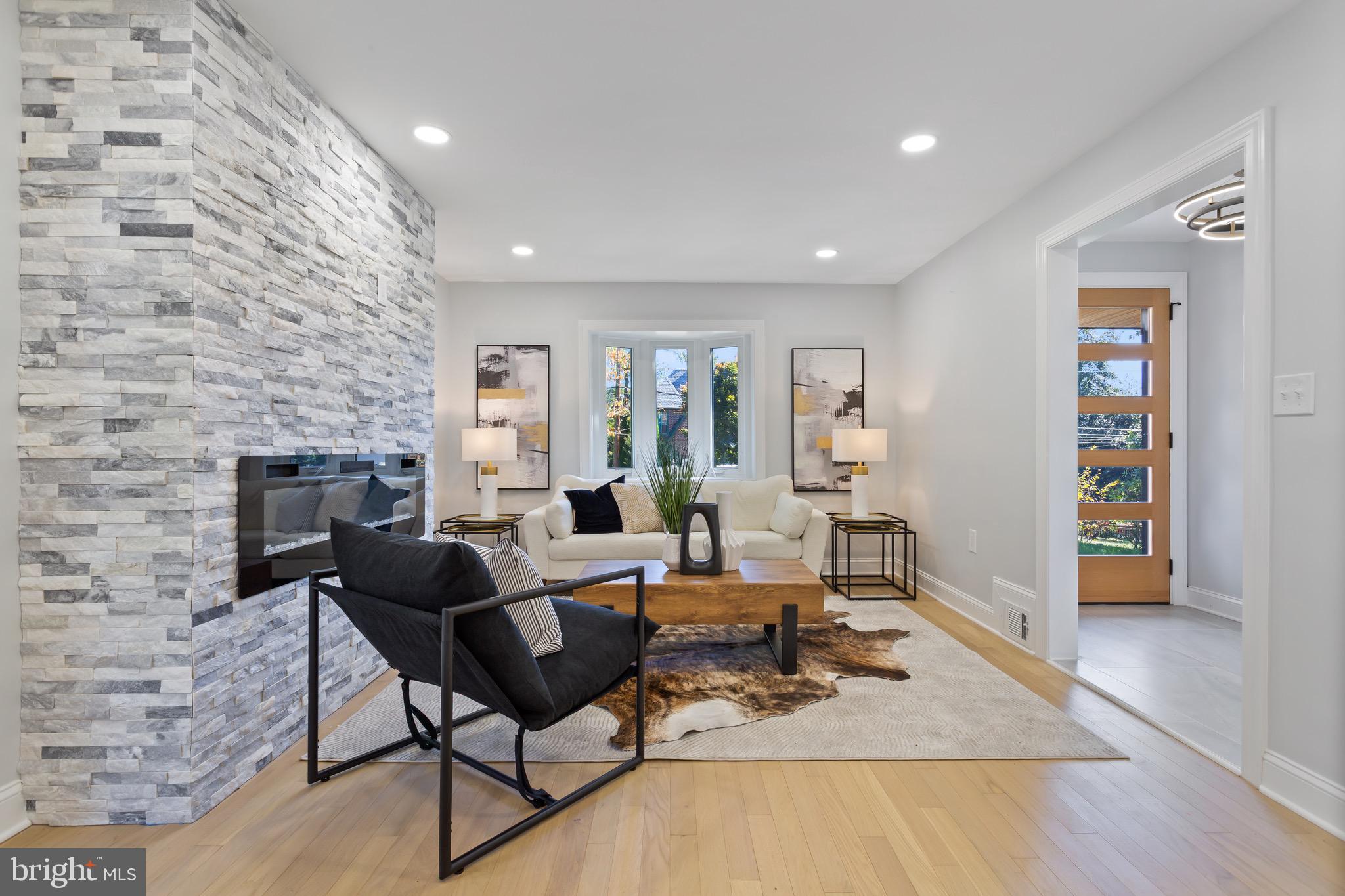 617 GREENBRIER DRIVE
