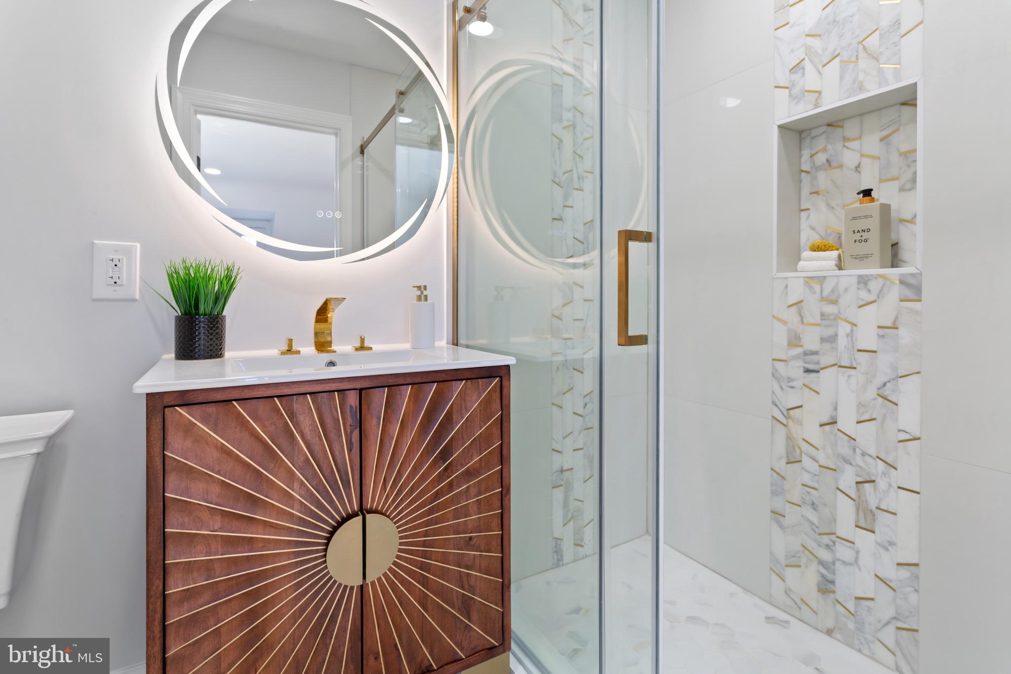 WOODSIDE FOREST - Residential