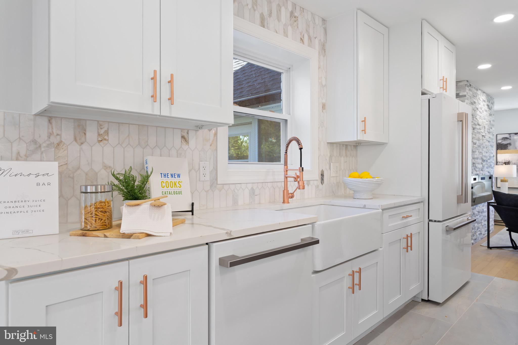 WOODSIDE FOREST - Residential