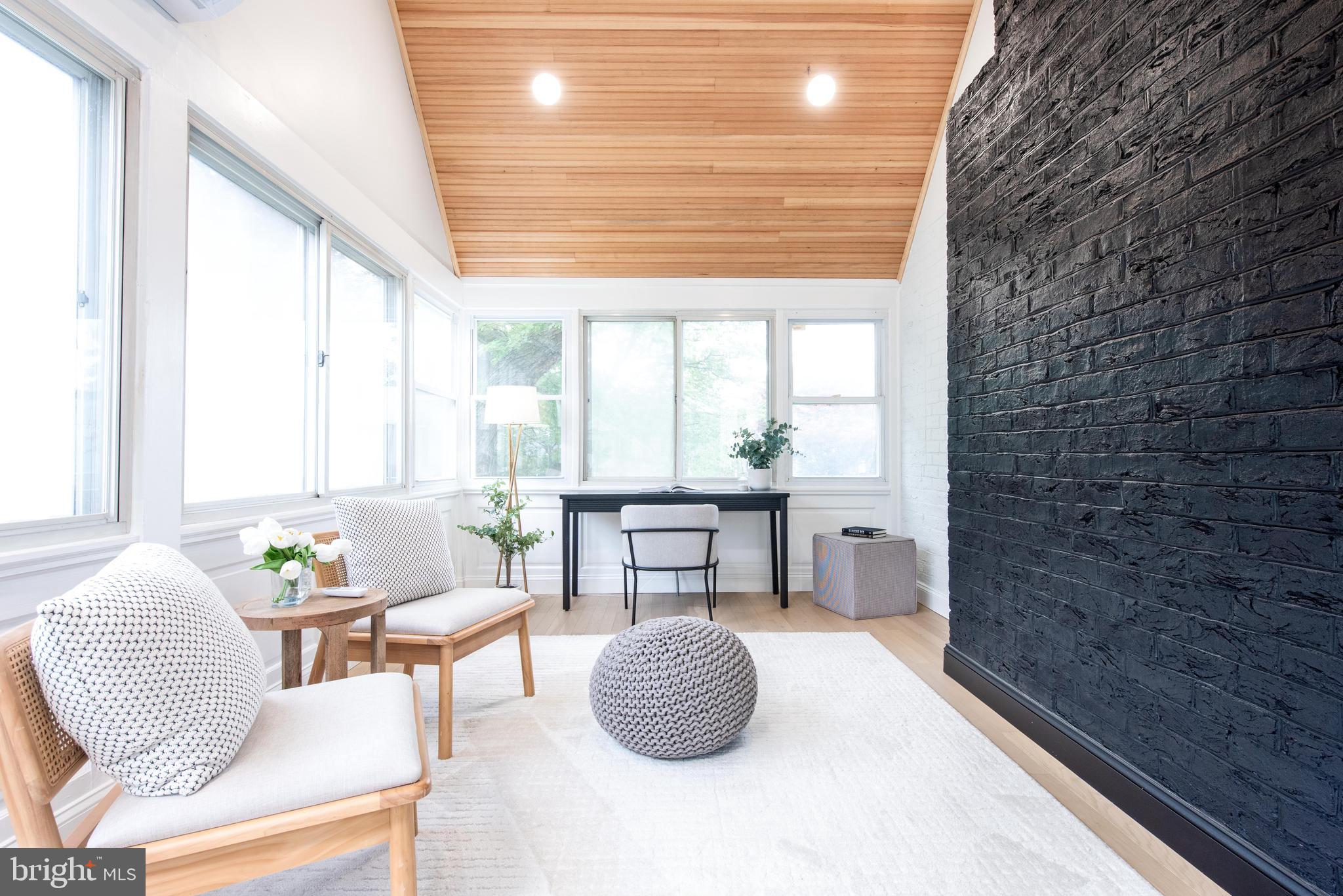 WOODSIDE FOREST - Residential