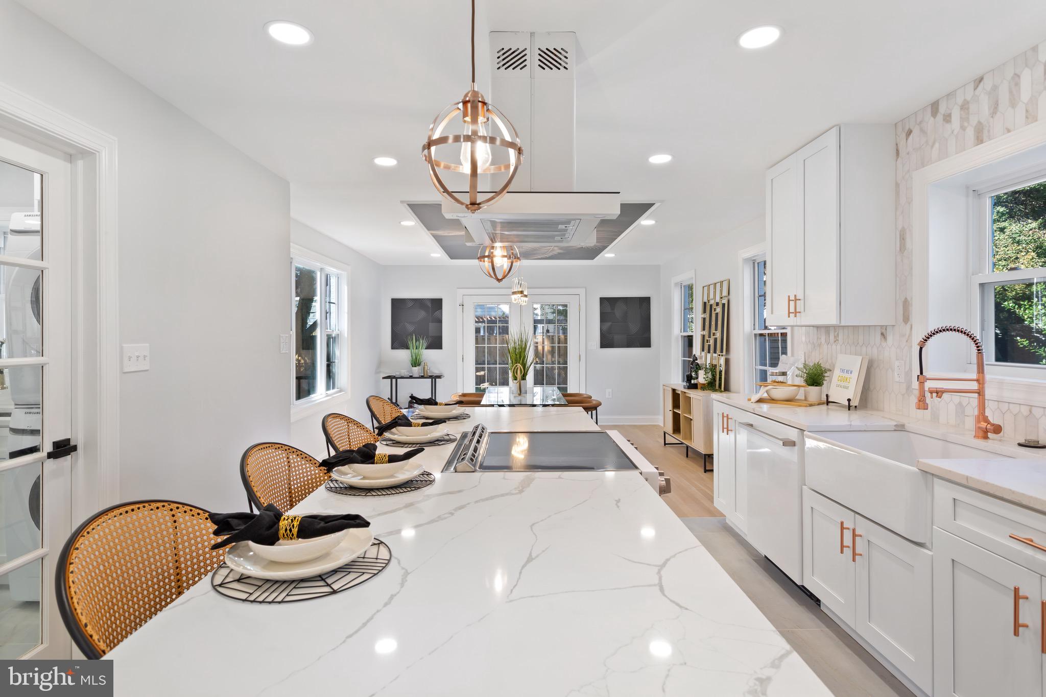 WOODSIDE FOREST - Residential