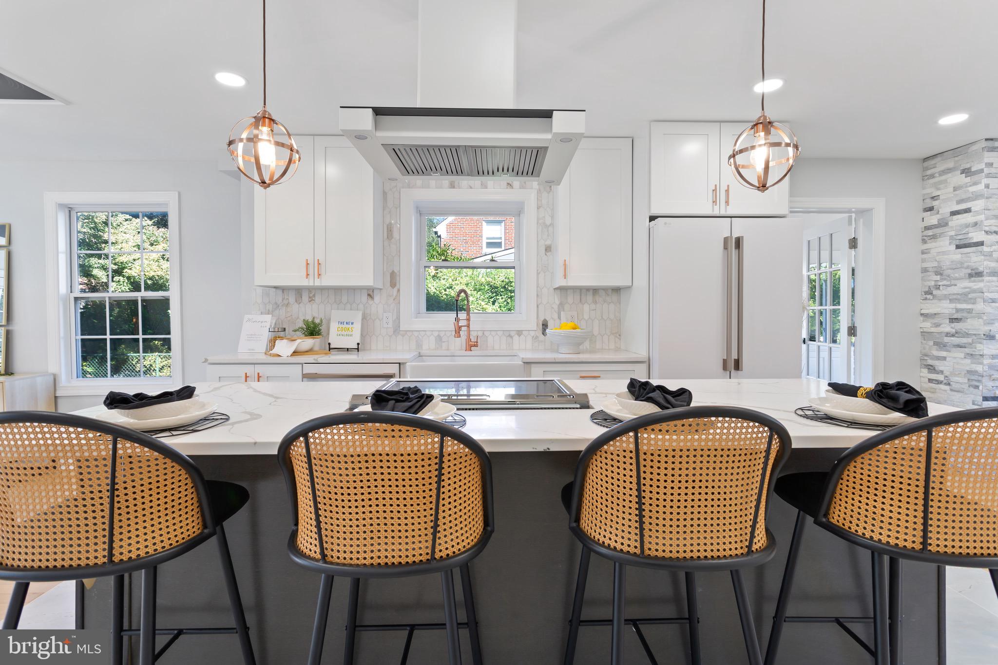 WOODSIDE FOREST - Residential