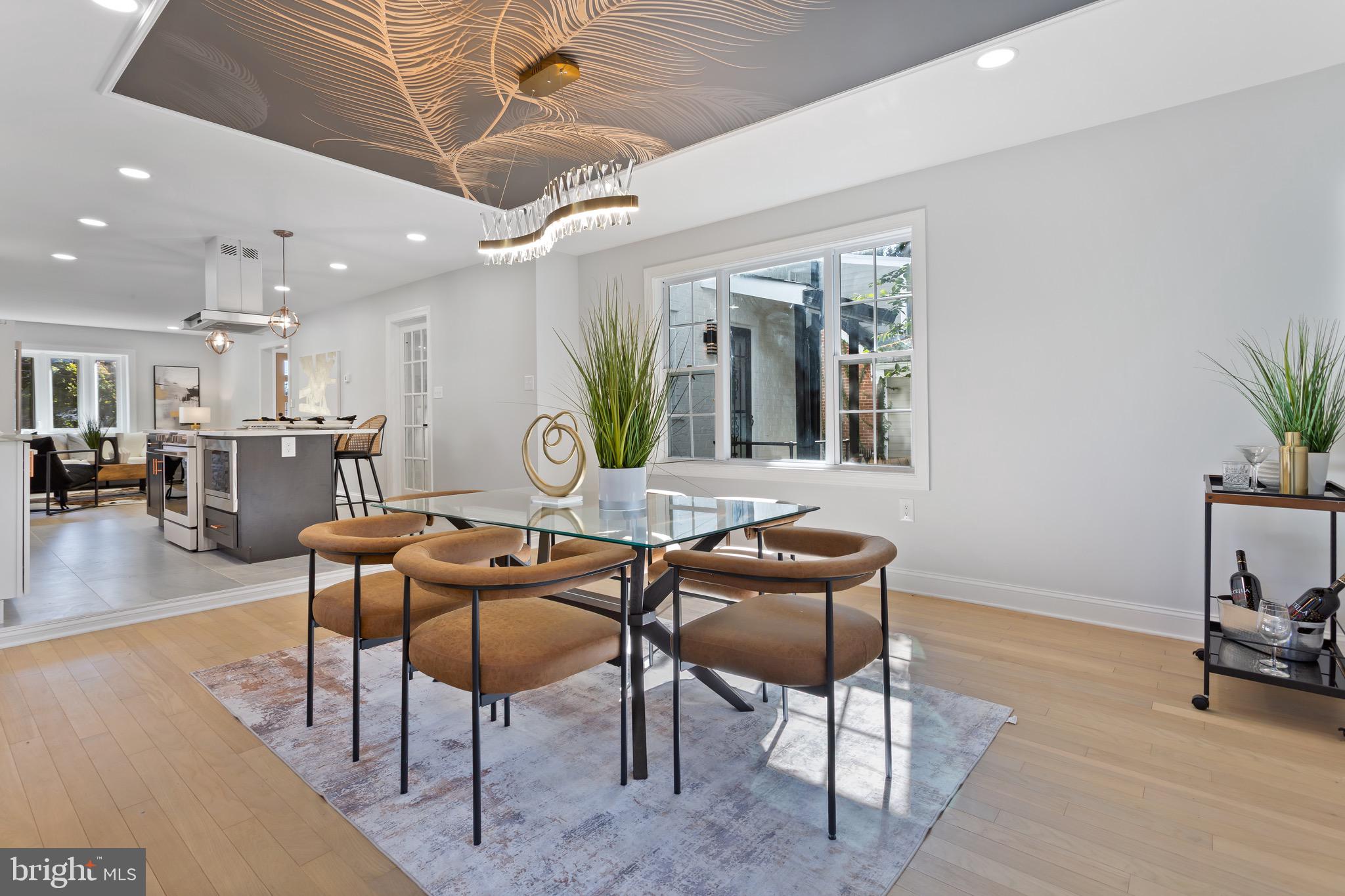 WOODSIDE FOREST - Residential