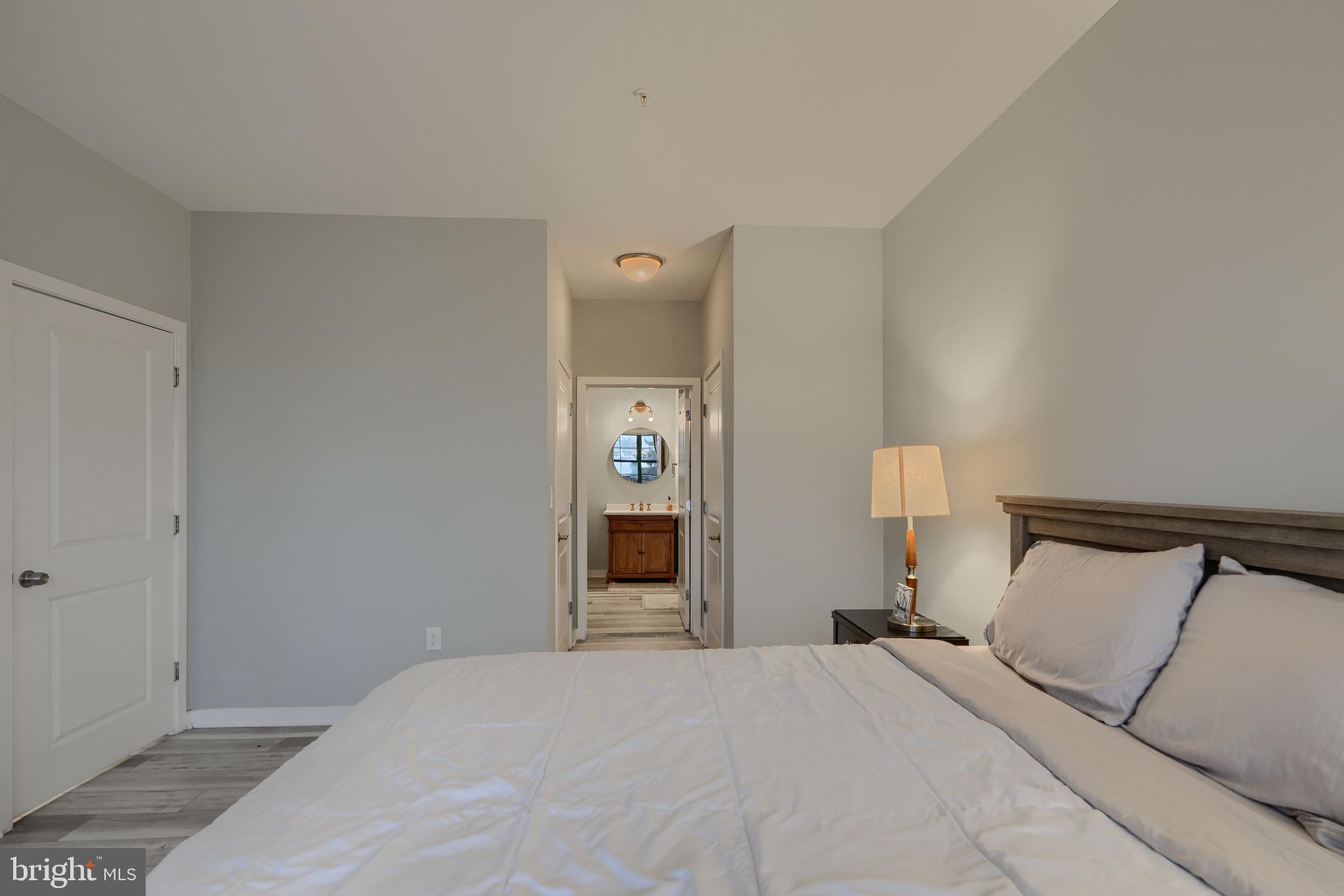 CHARLES VILLAGE - Residential