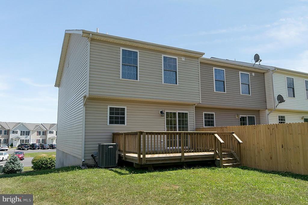 WILDFLOWER RIDGE - Residential