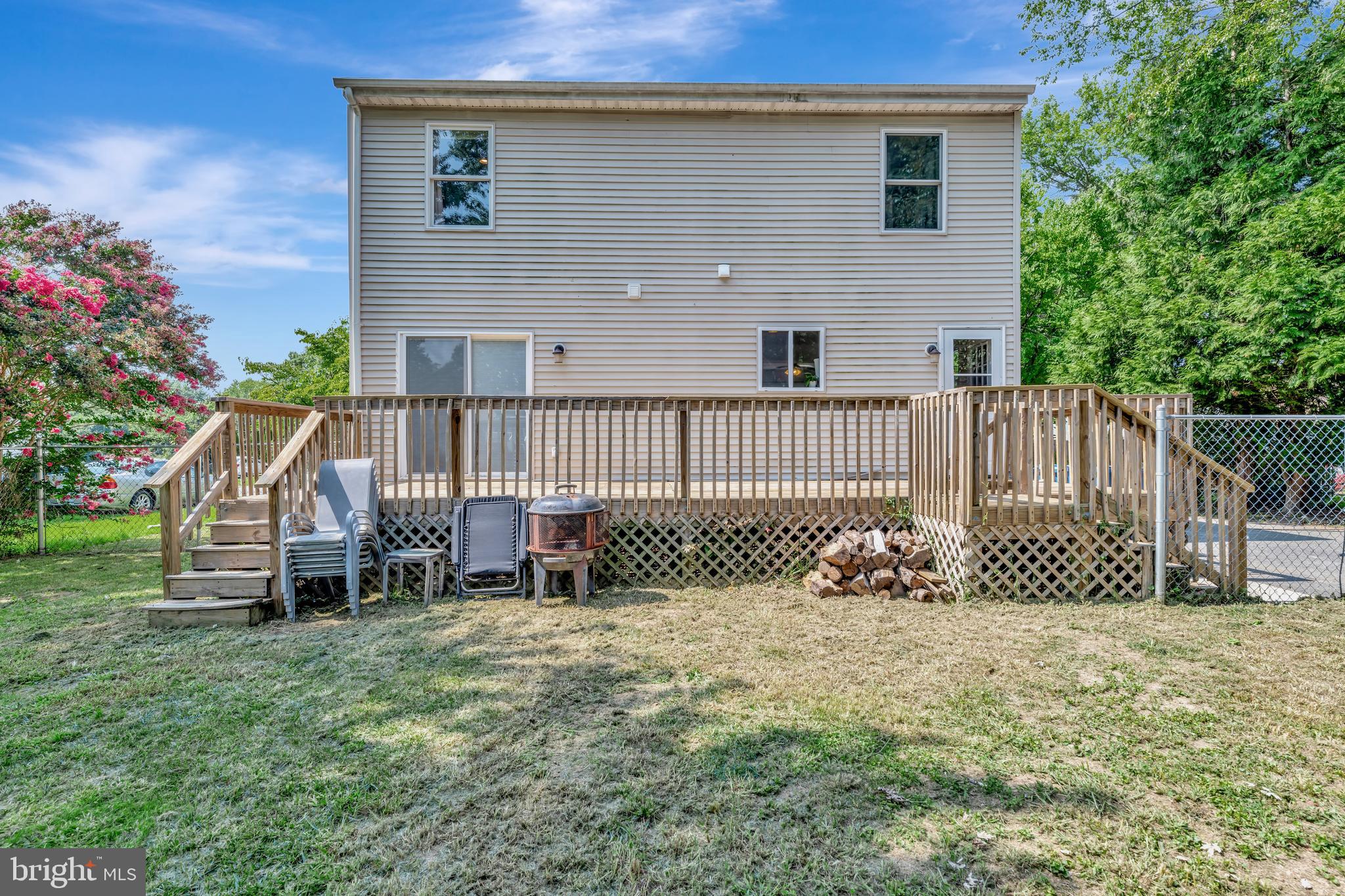 TRINITY VILLAGE - Residential