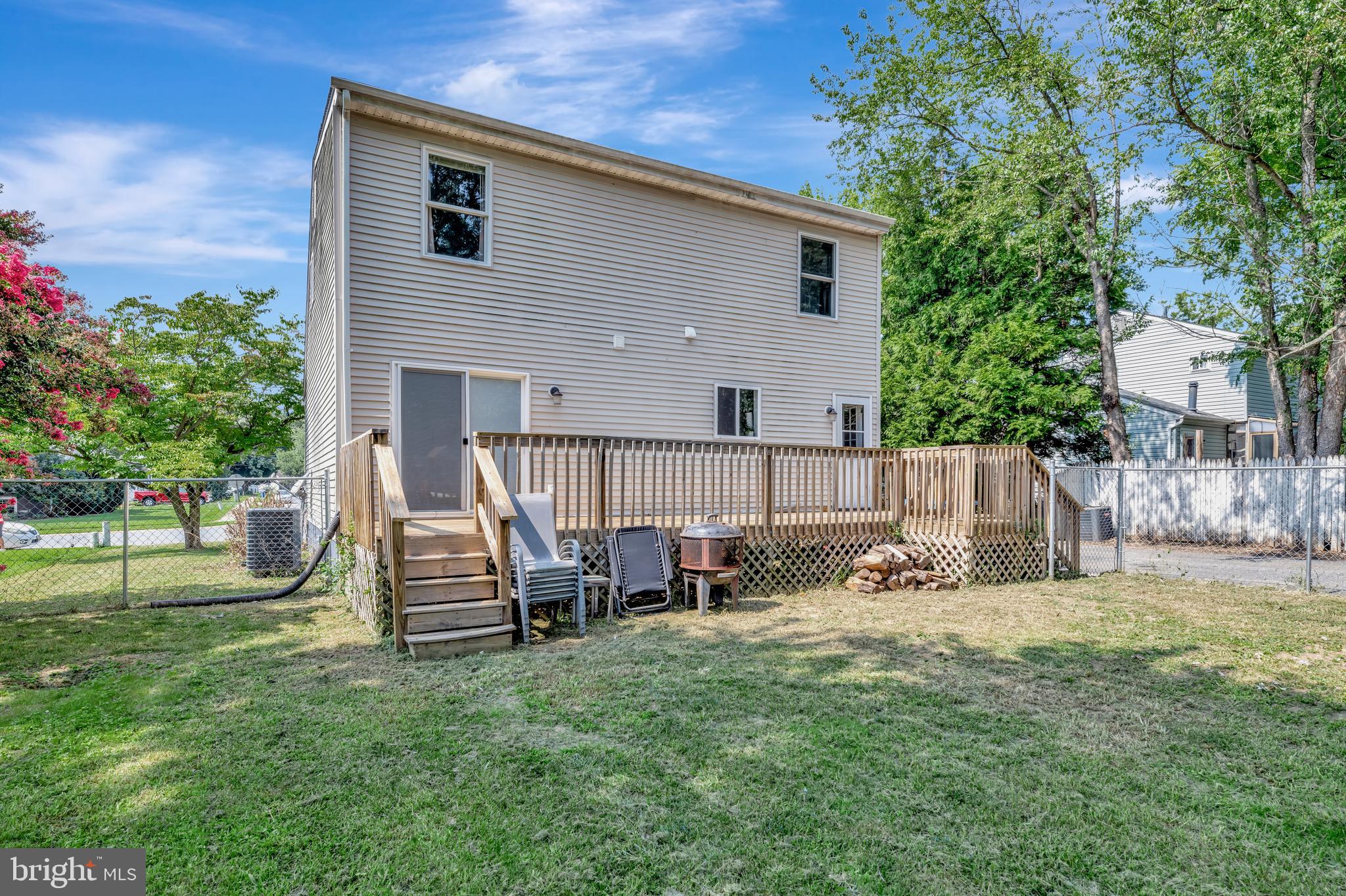 TRINITY VILLAGE - Residential