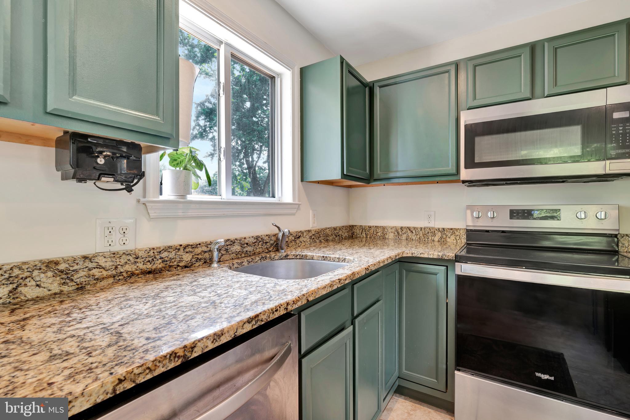 TRINITY VILLAGE - Residential