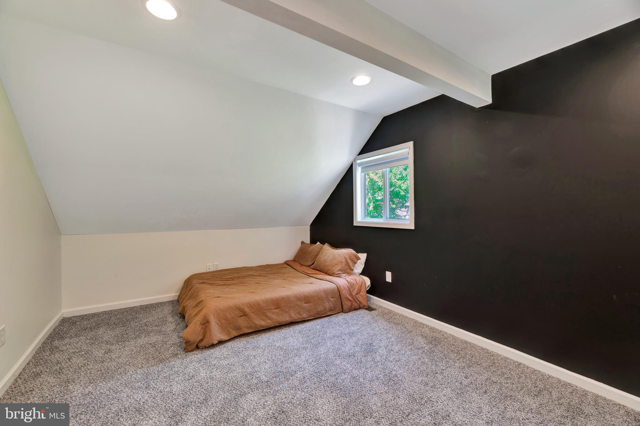 TRINITY VILLAGE - Residential