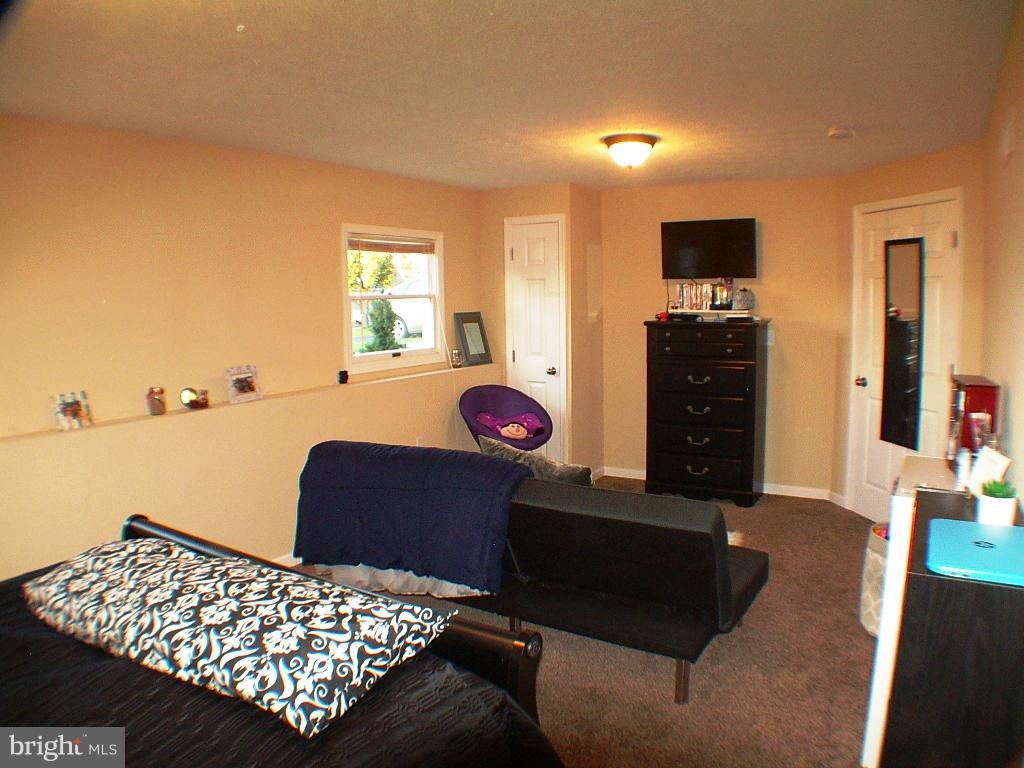 HOPE VALLEY - Residential