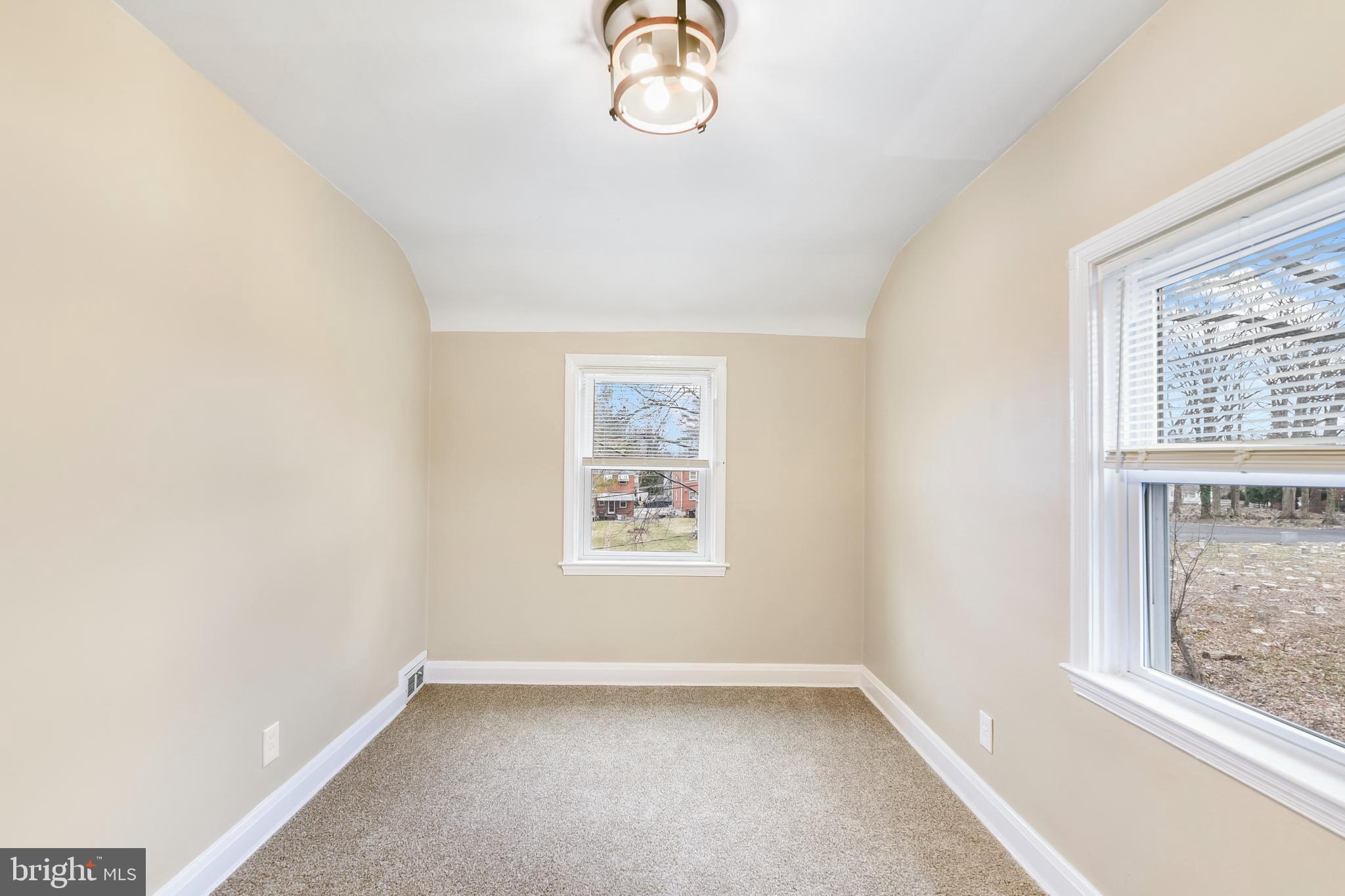 RIDGELEIGH - Residential