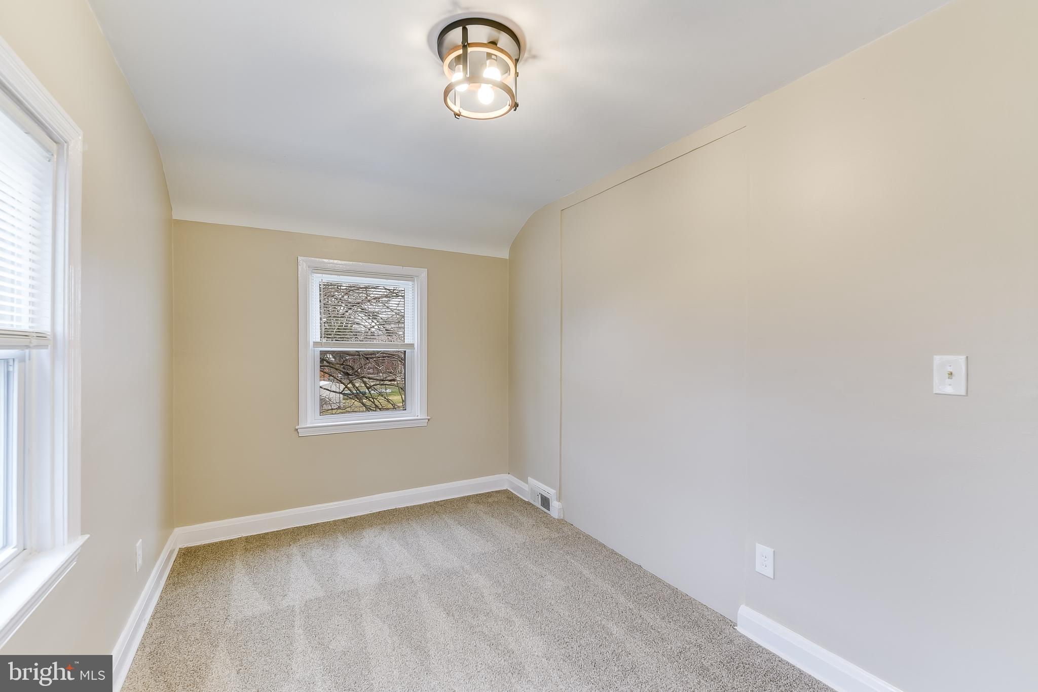 RIDGELEIGH - Residential