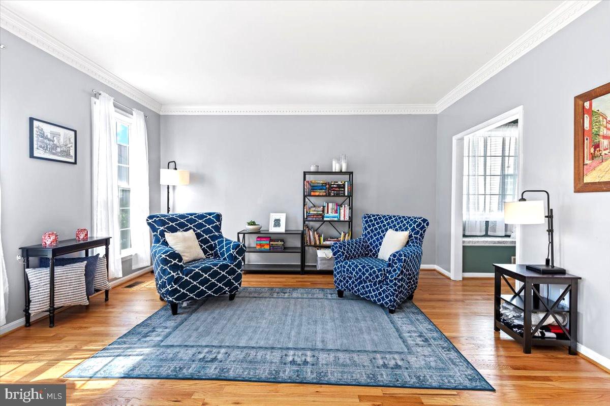 3689 THORNBURY COURT