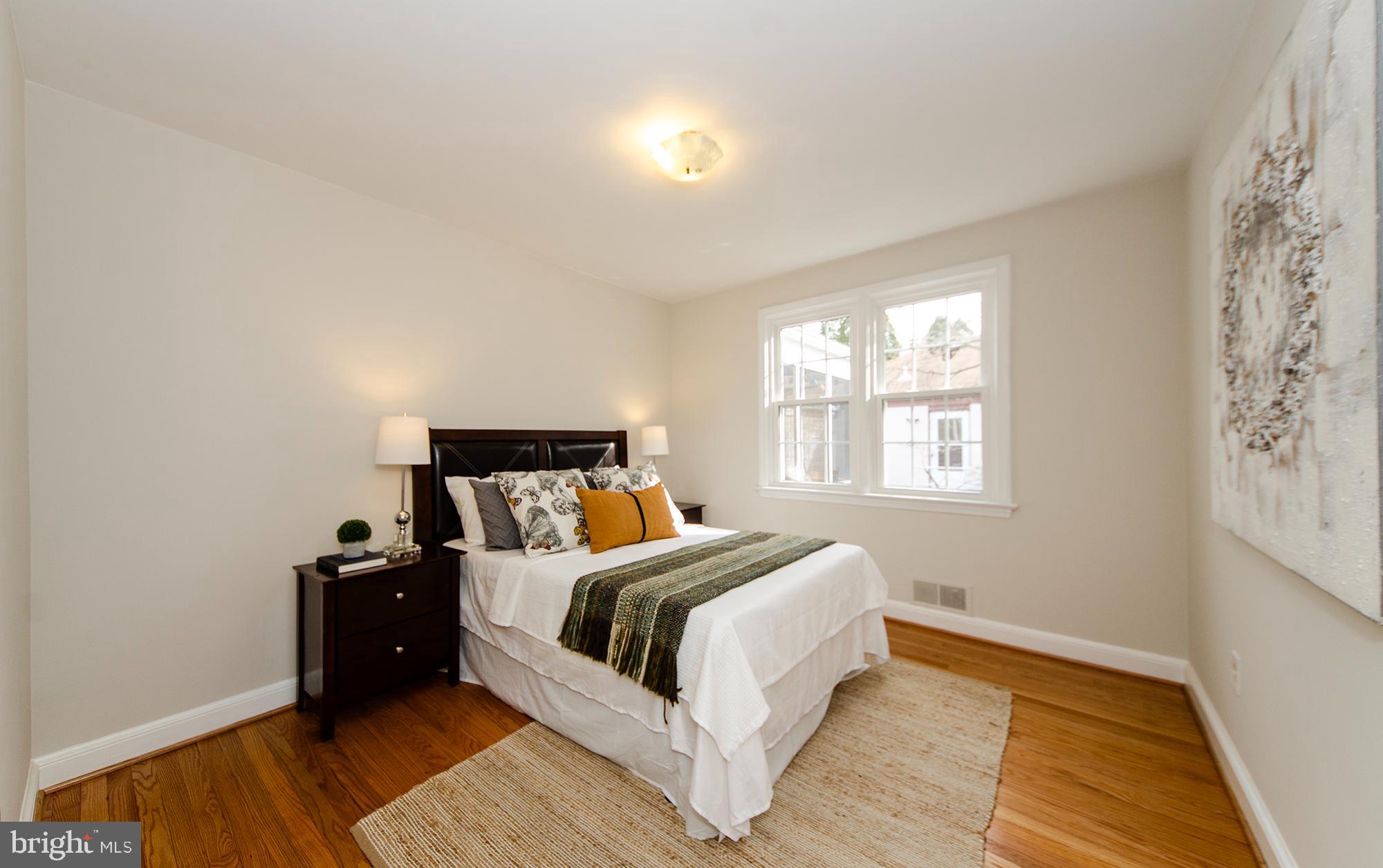 WAYCROFT WOODLAWN - Residential