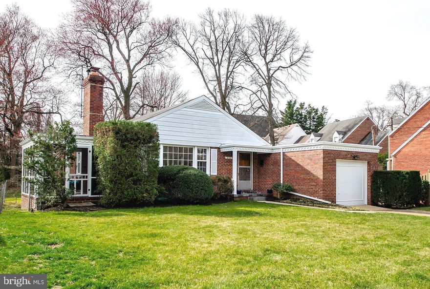 Rarely Offered Park-like Backyard Near Ballston! Just move in…this nicely updated rambler is nestled on a spectacular .27 acre level lot in North Arlington’s convenient Waycroft neighborhood. Enjoy the spacious mid-century modern inspired design featuring over 2,200 sq ft of open and airy, well laid out living areas. This home features 3 spacious bedrooms + den/guest room, 3 full baths, entry foyer opening to sweeping living room with handsome fireplace, picture window and adjoining dining room with built-ins, recently refinished hardwoods, brand new replacement windows throughout, updated kitchen with brand new stainless appliances and quartz countertops, eat-in breakfast area and handy side door to the backyard, primary bedroom with bath ensuite.  A cheerful, fully finished daylight lower level with its own separate entrance offers flexible space. This level features large windows, a sizable recreation room with built-in bar and gaming area, guest room/office, 3rd full bath, laundry room with brand new washer & dryer, and loads of untapped expansion space for a potential gym, workshop or storage. This solid, circa 1950’s built brick and masonry home also offers a handy garage and relaxing screen porch. Close proximity to major transportation routes, area Metrorail stations (it’s just over a mile to Ballston Metro!), public transportation, the W&OD bike trail and connectors, neighborhood parks, schools, Virginia Hospital Center and local shopping and dining options complete the package for this terrific home.  Come see why this location is so popular with today’s homebuyers.