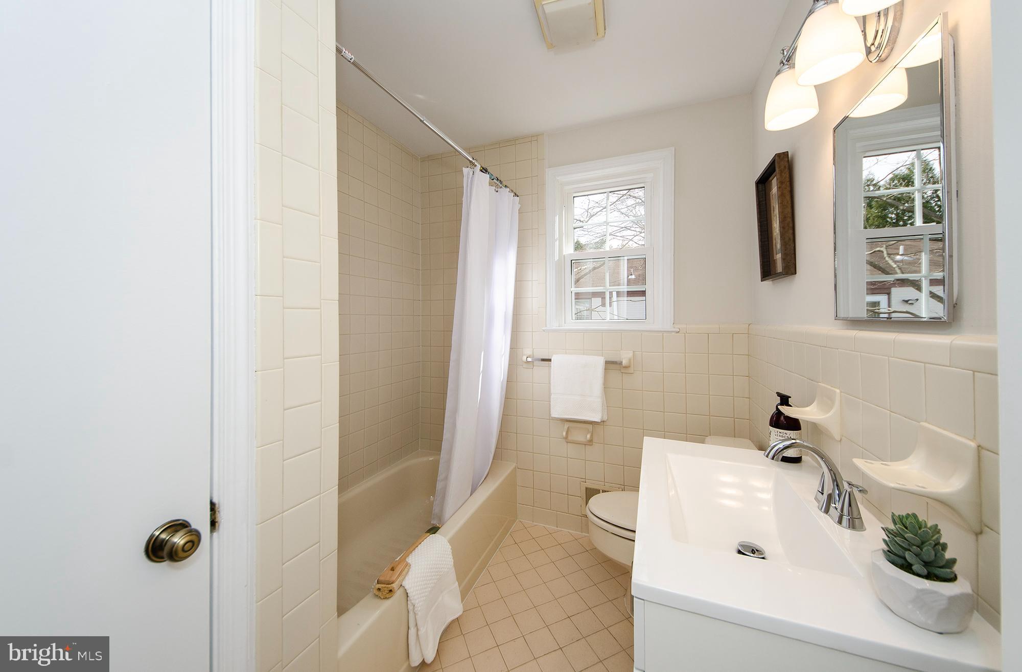 WAYCROFT WOODLAWN - Residential