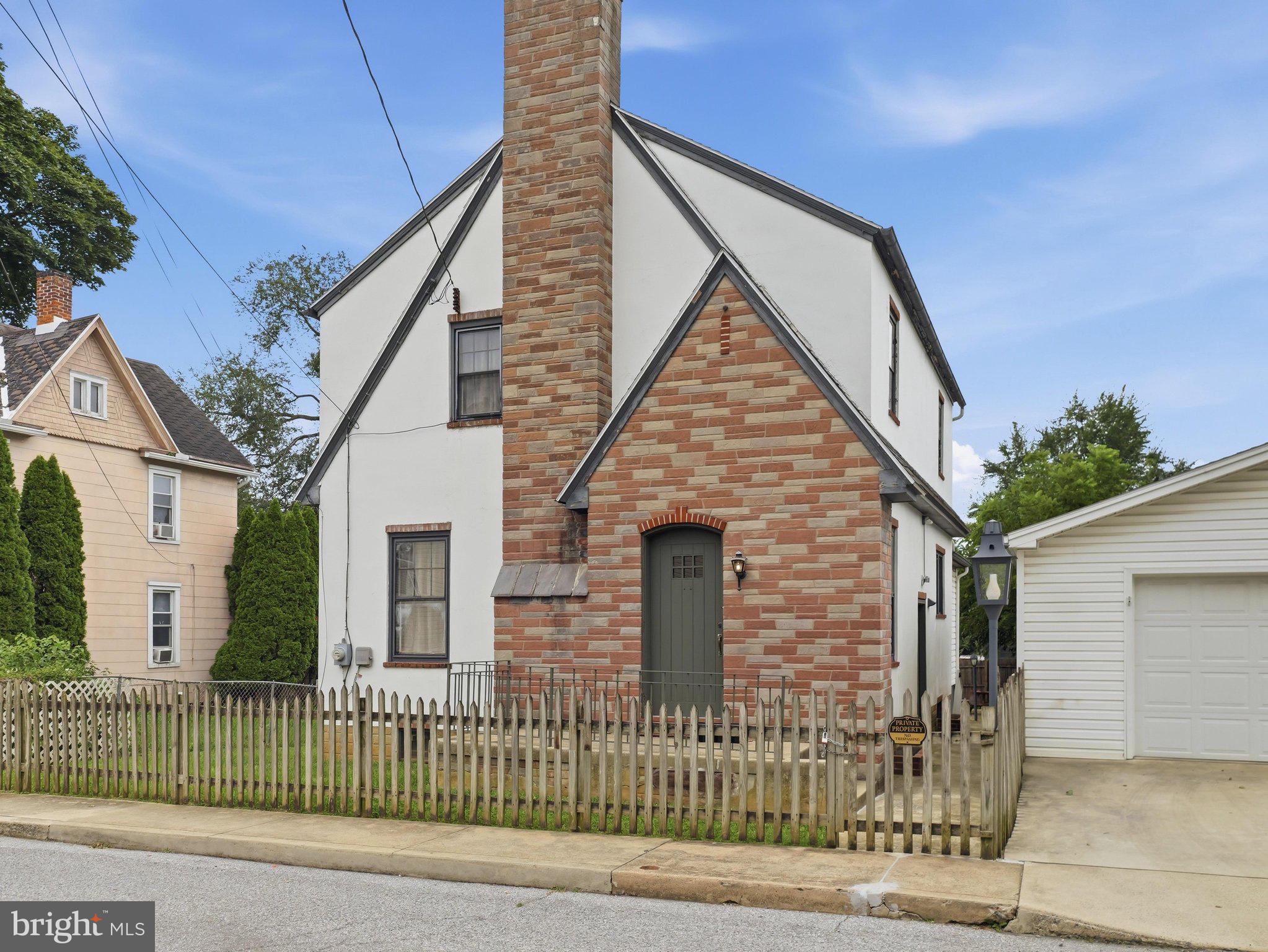 38 COTTAGE STREET