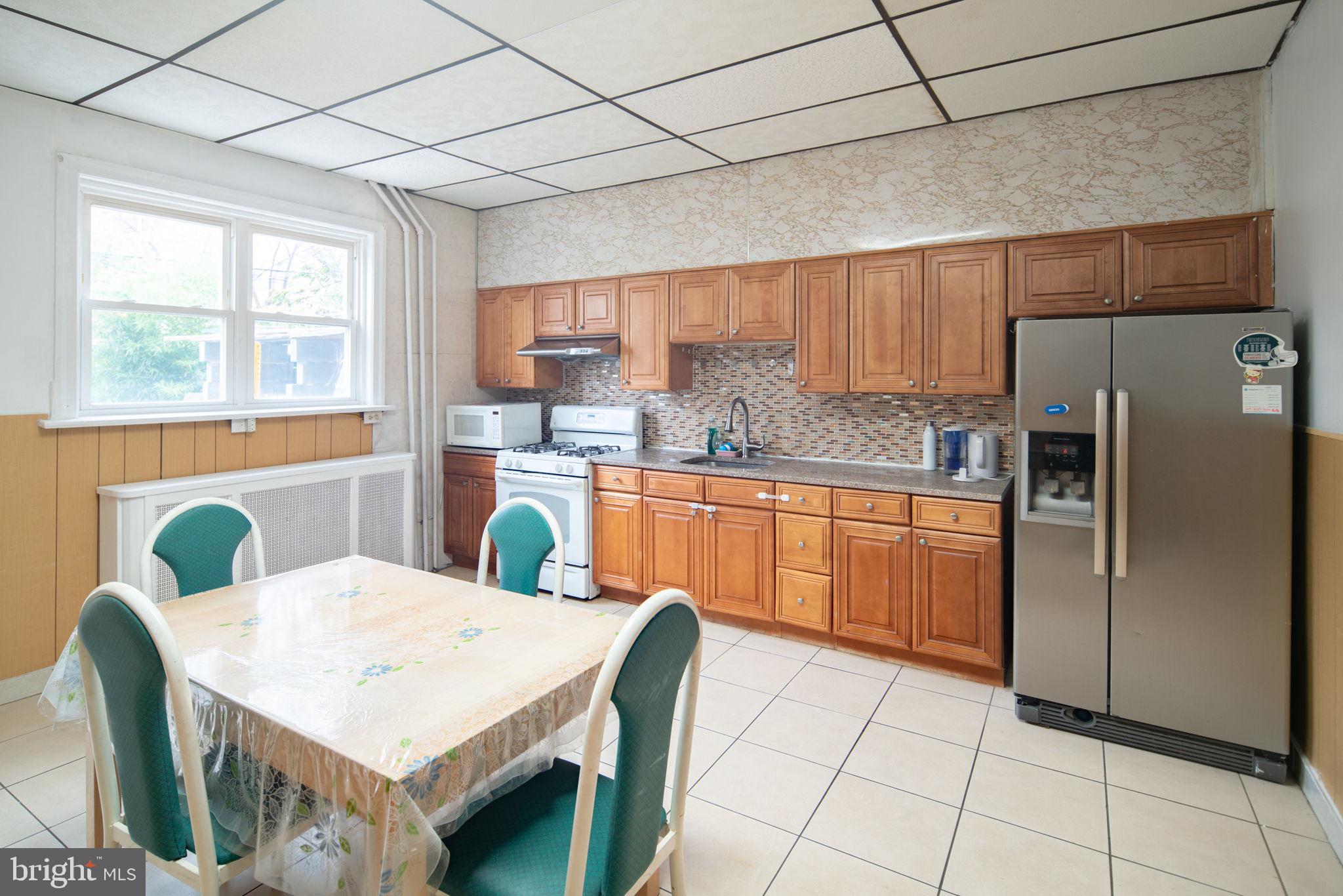 PASSYUNK SQUARE - Residential