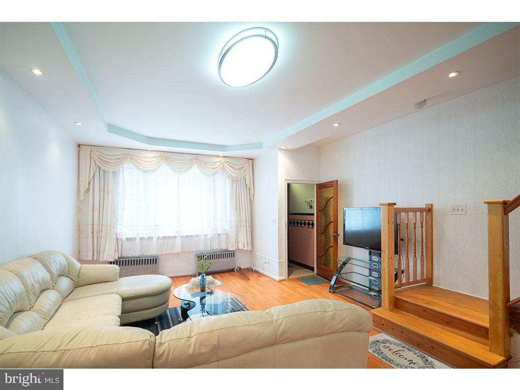 PASSYUNK SQUARE - Residential